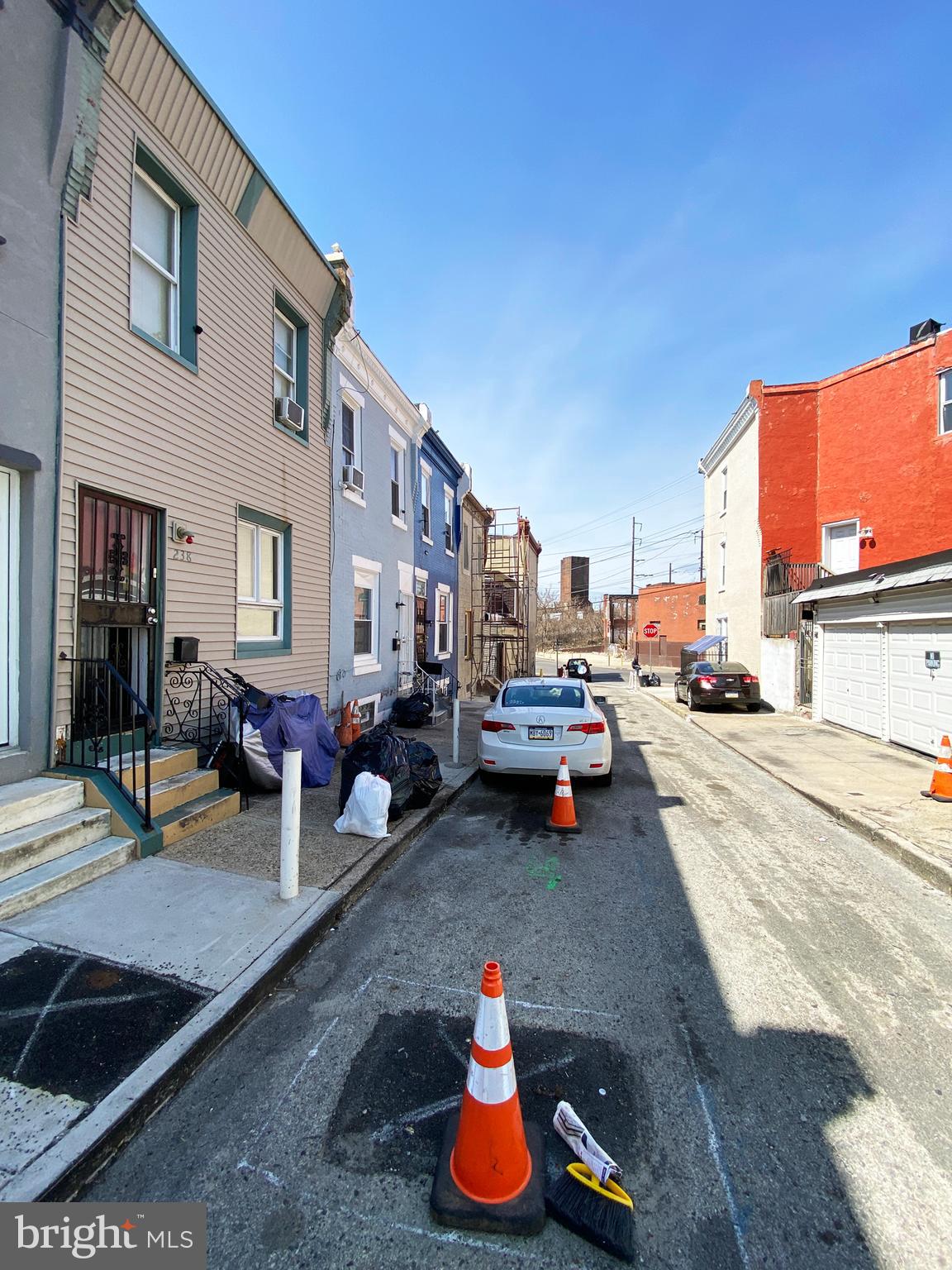 KENSINGTON - Residential