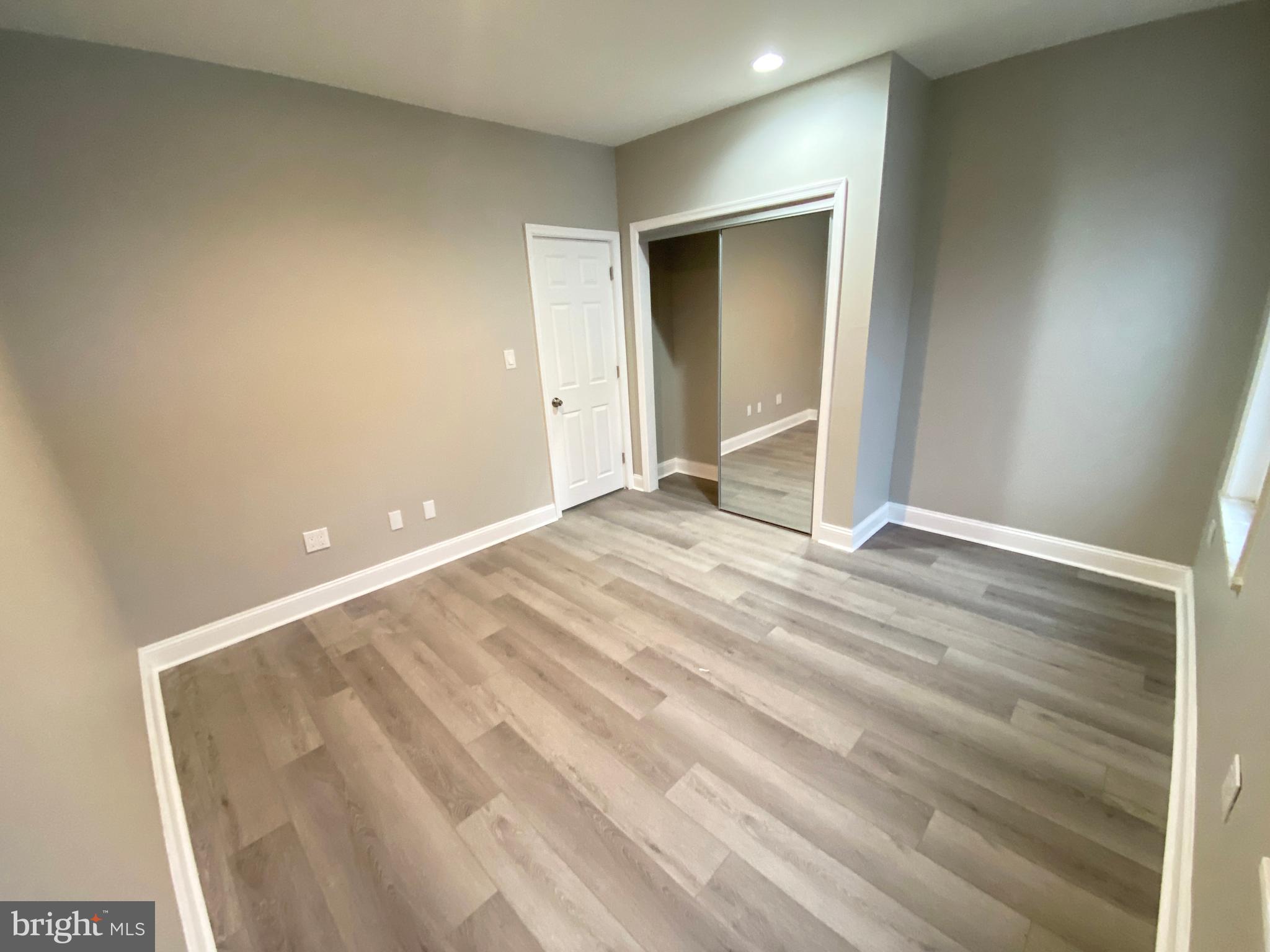 KENSINGTON - Residential