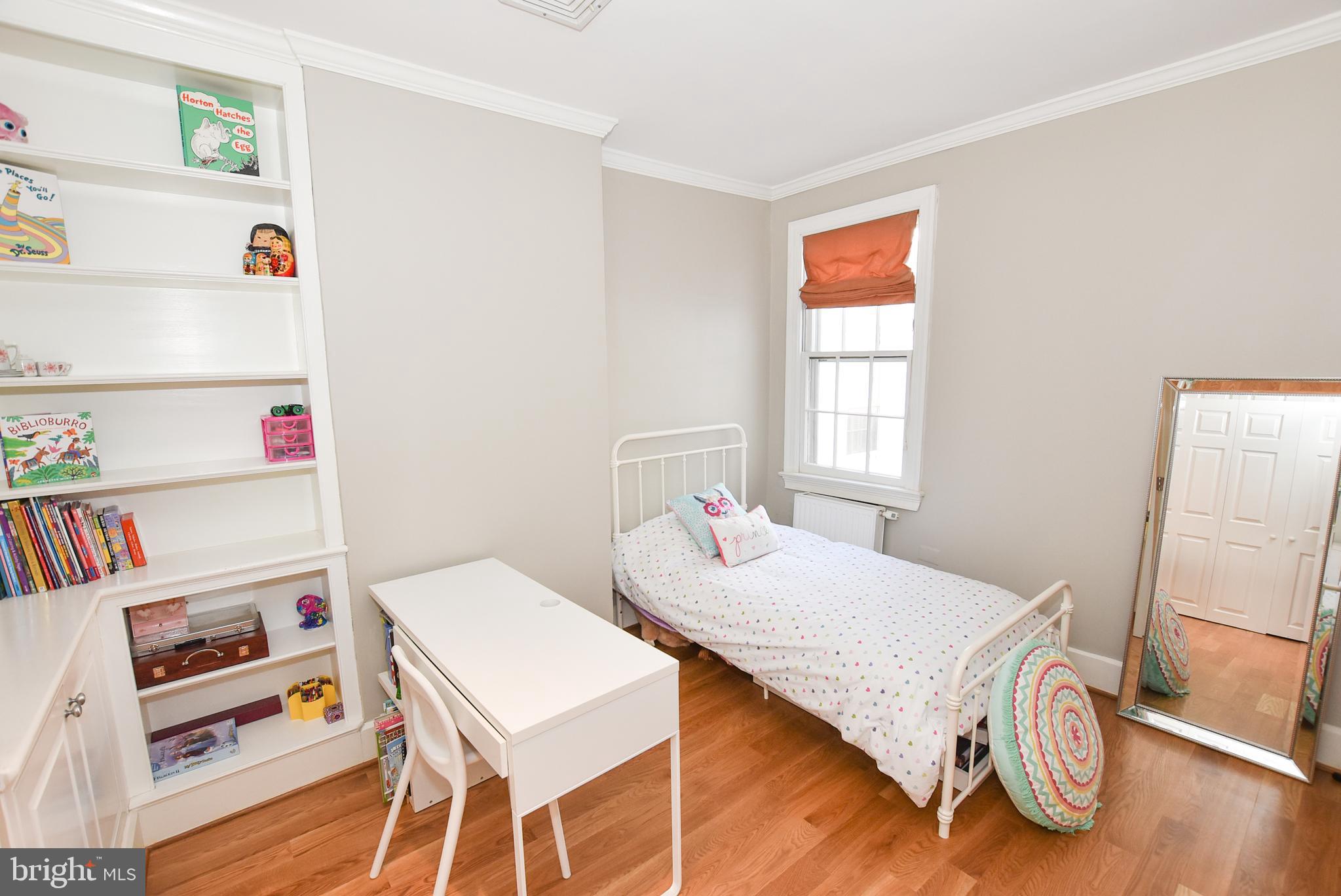 OLD TOWN ALEXANDRIA - Residential Lease