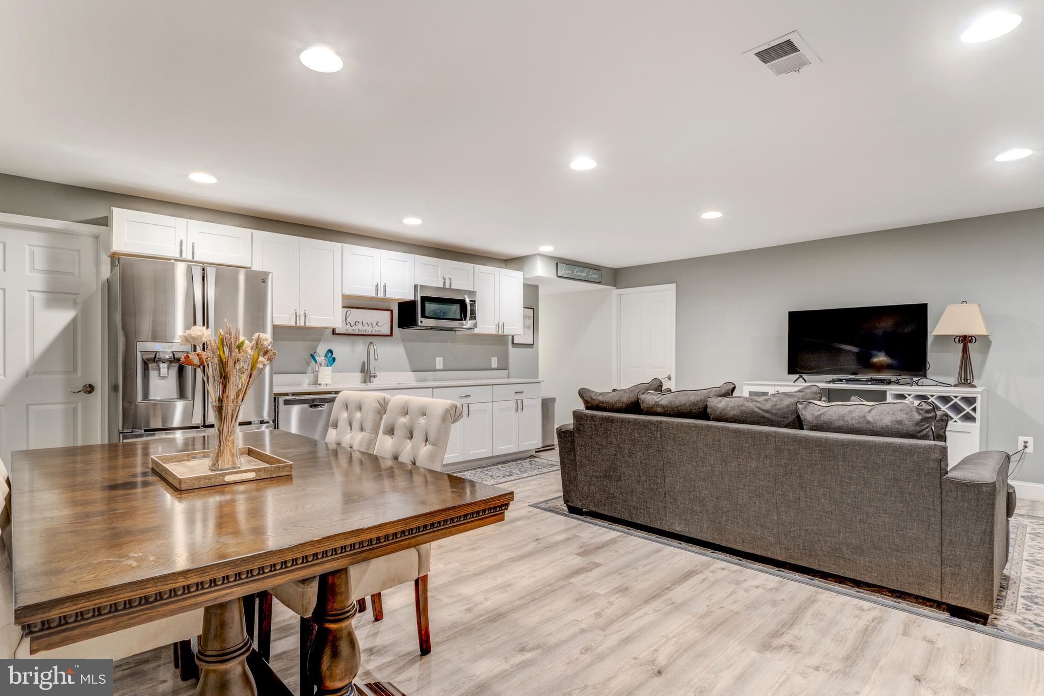 MAPLE GROVE ESTATES - Residential