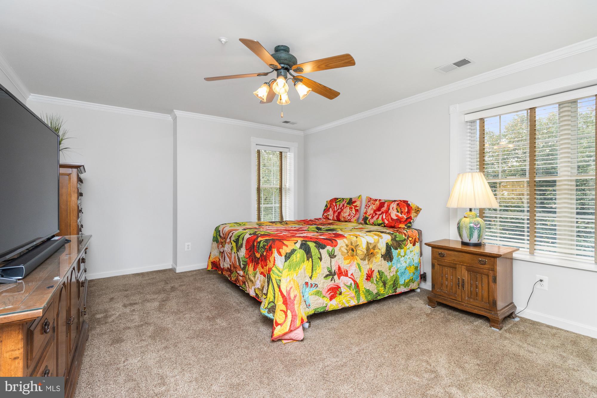 STRAFFAN - Residential