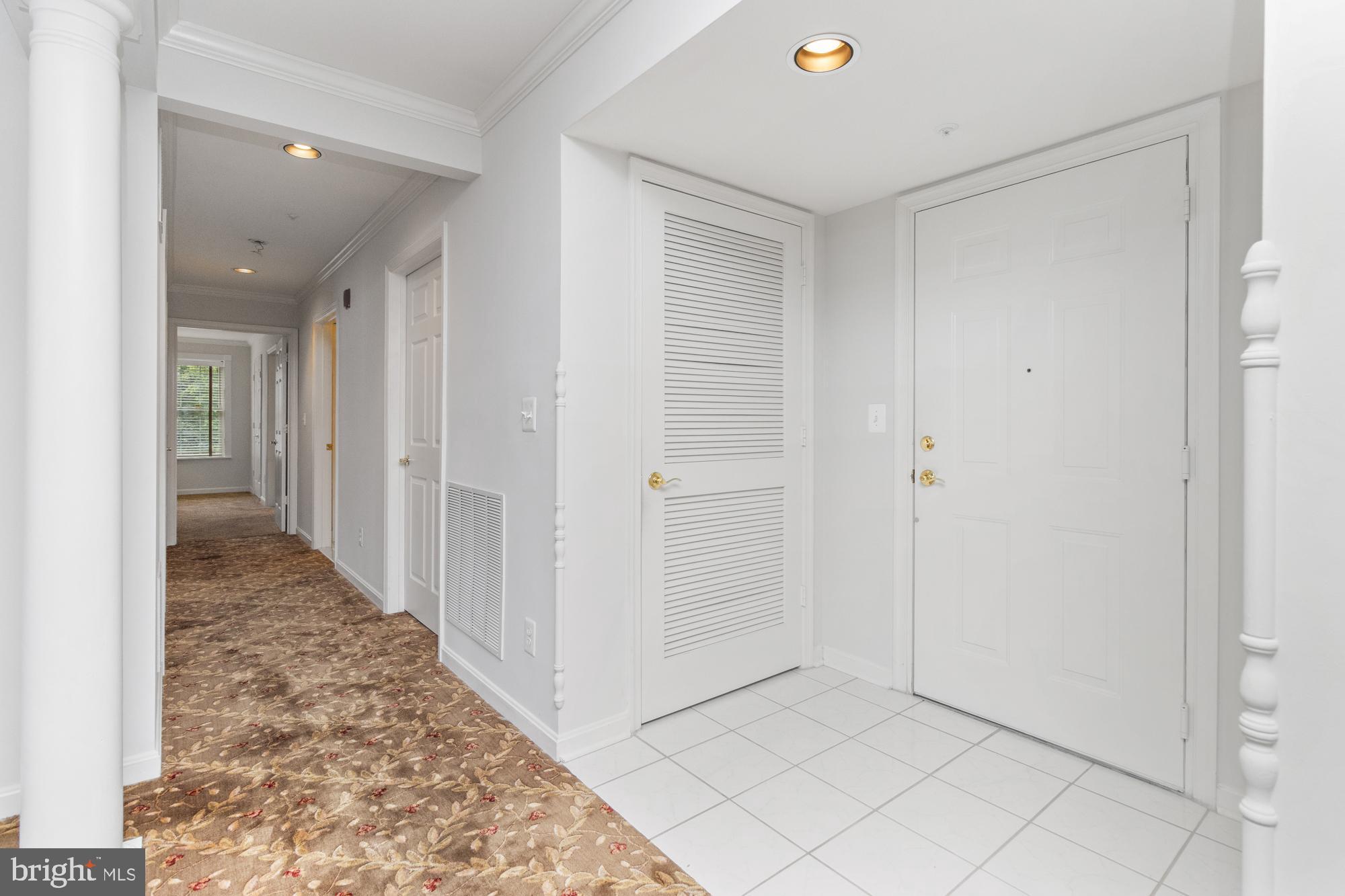 STRAFFAN - Residential