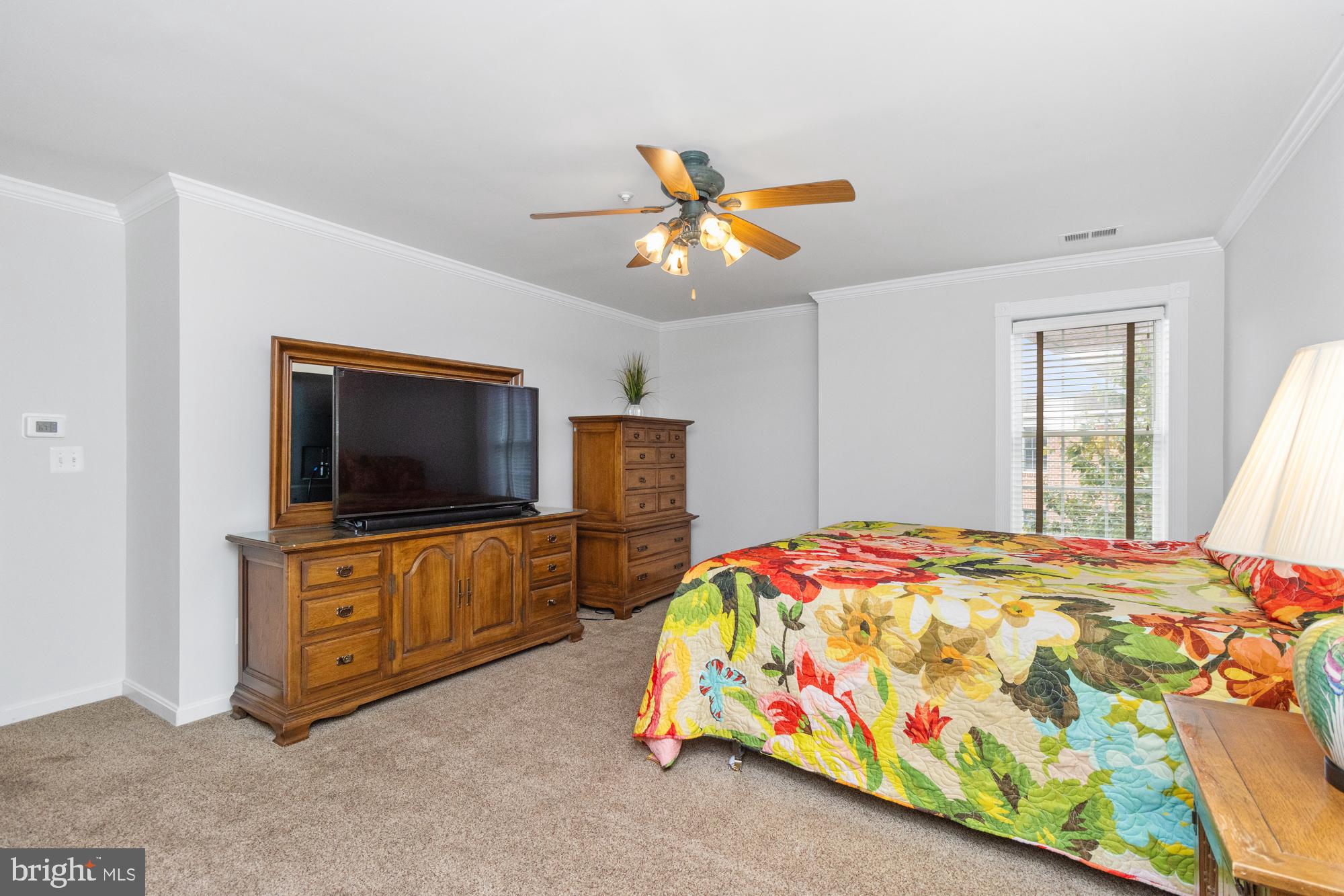 STRAFFAN - Residential