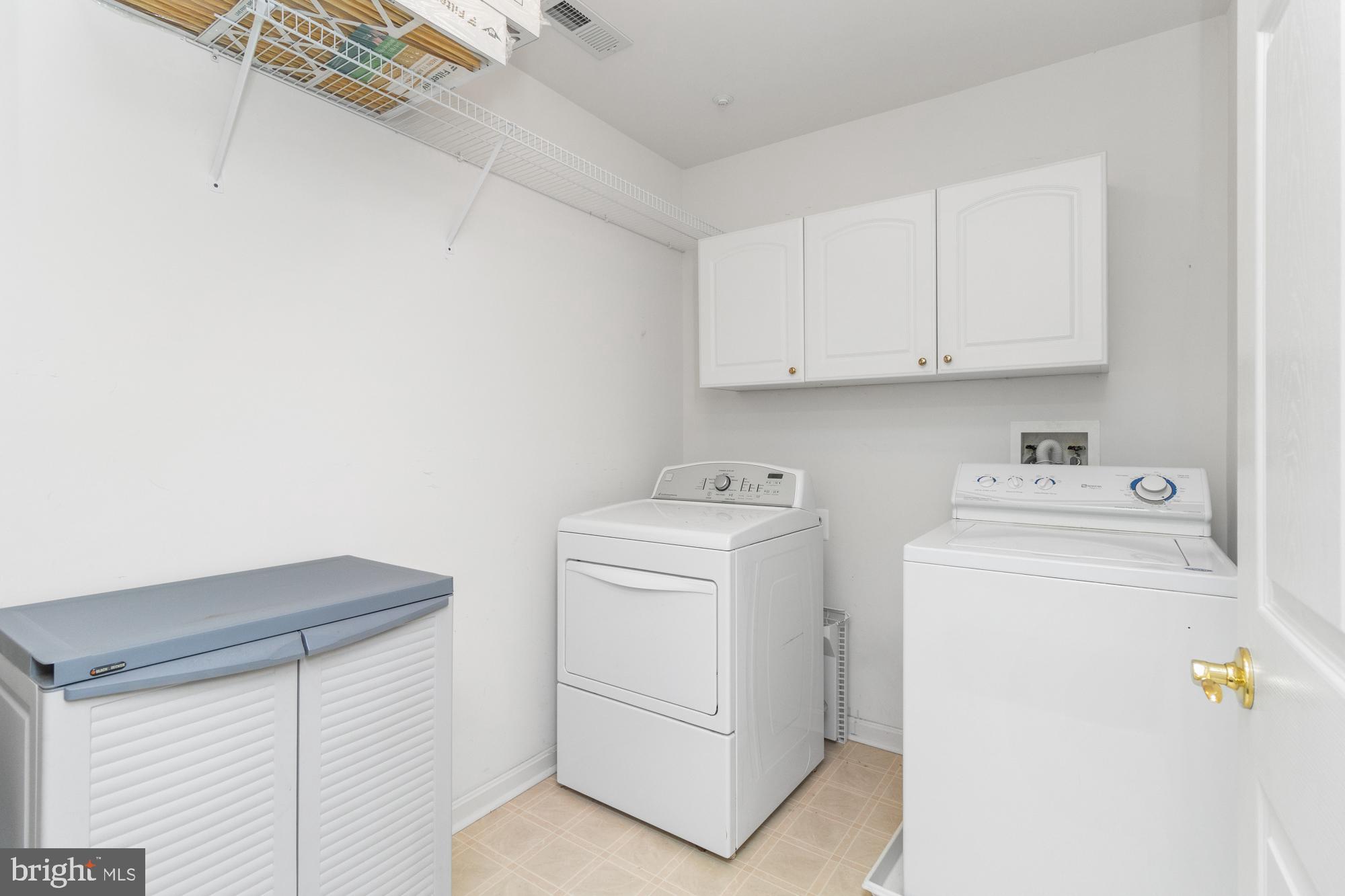 STRAFFAN - Residential