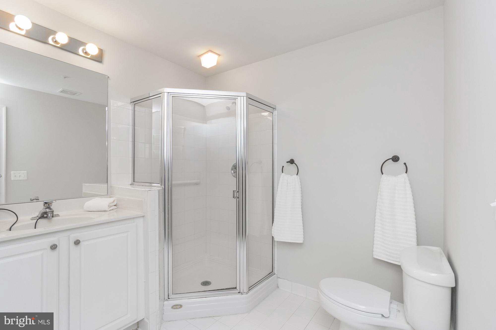 STRAFFAN - Residential