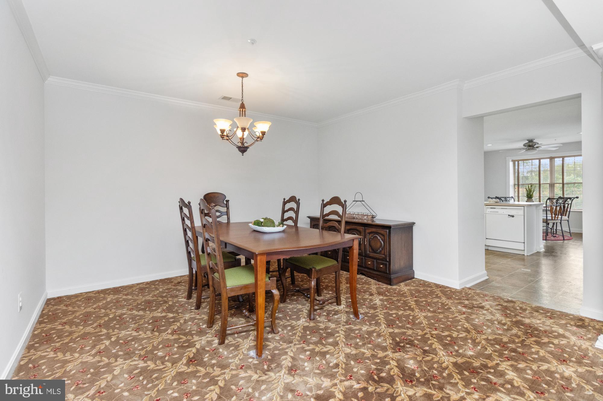 STRAFFAN - Residential