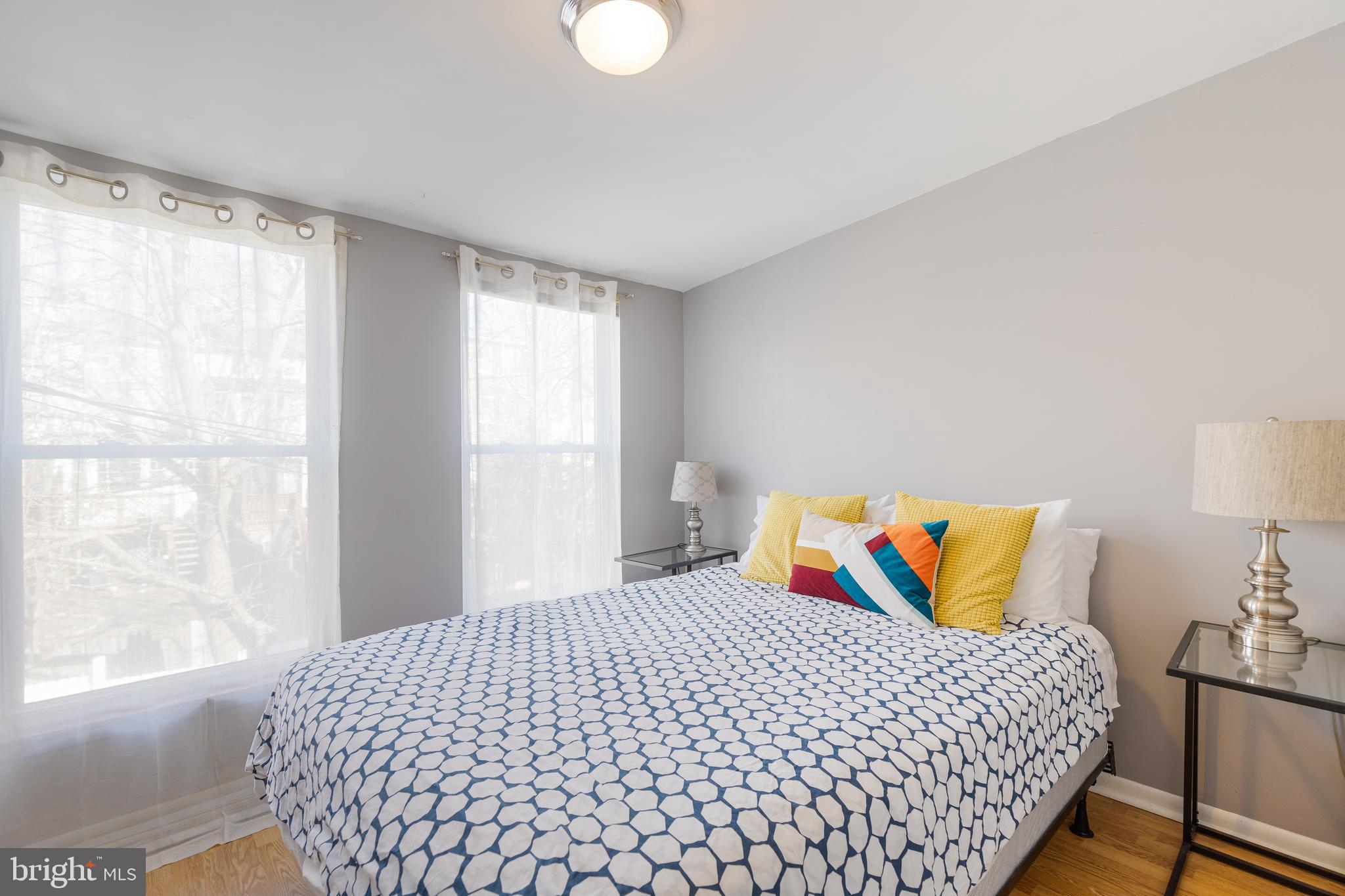 WASHINGTON VILLAGE - Residential