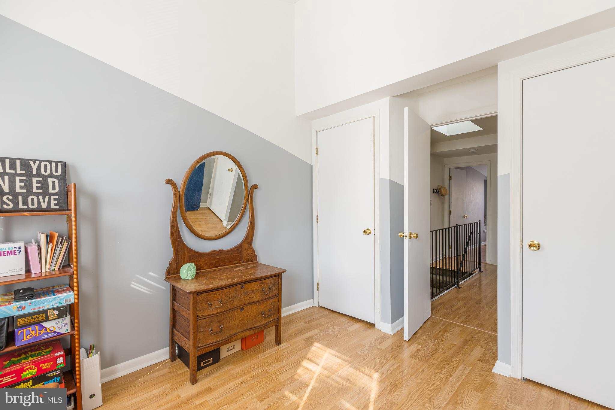 WASHINGTON VILLAGE - Residential