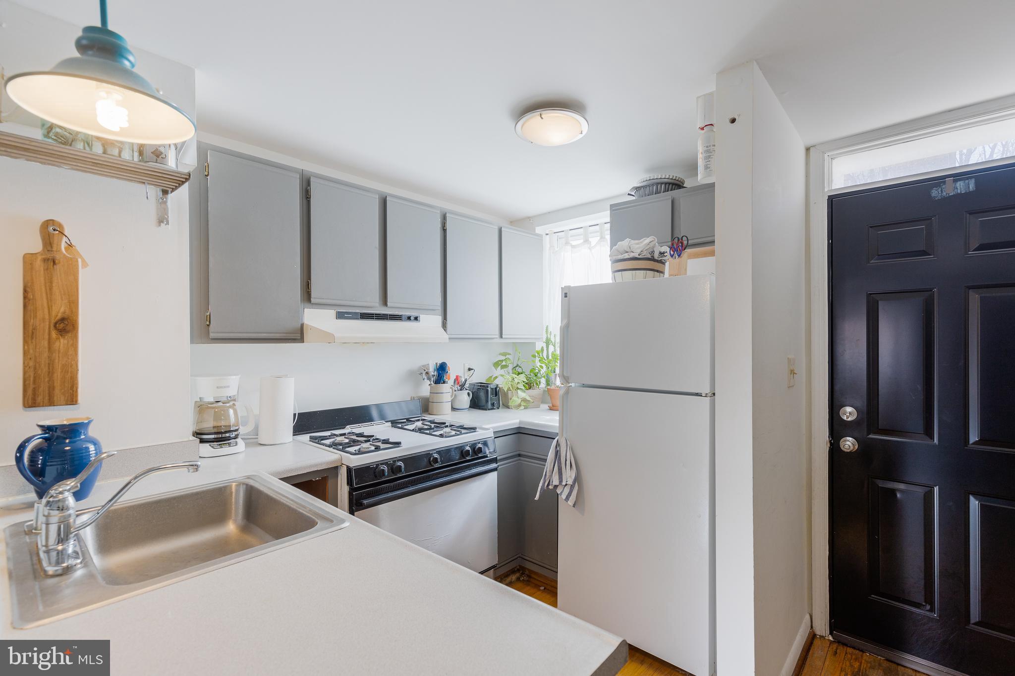 WASHINGTON VILLAGE - Residential