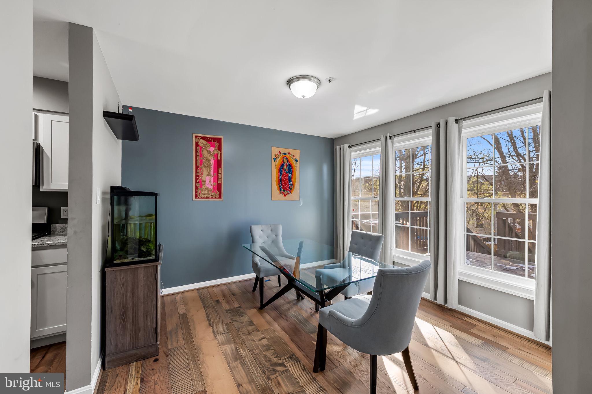 FLOWER HILL - Residential