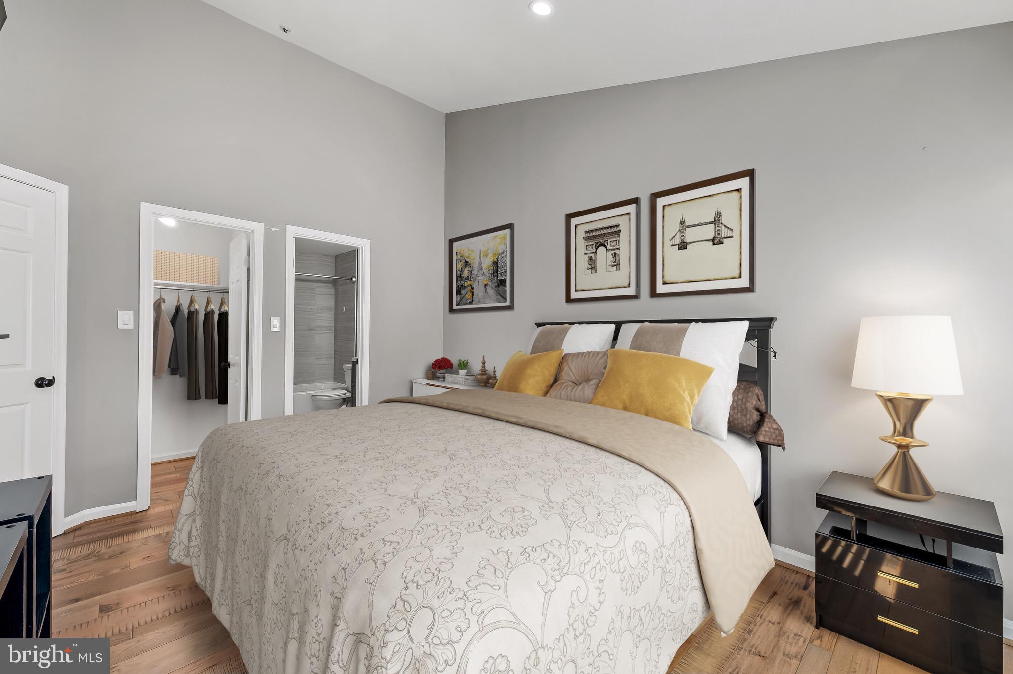 FLOWER HILL - Residential