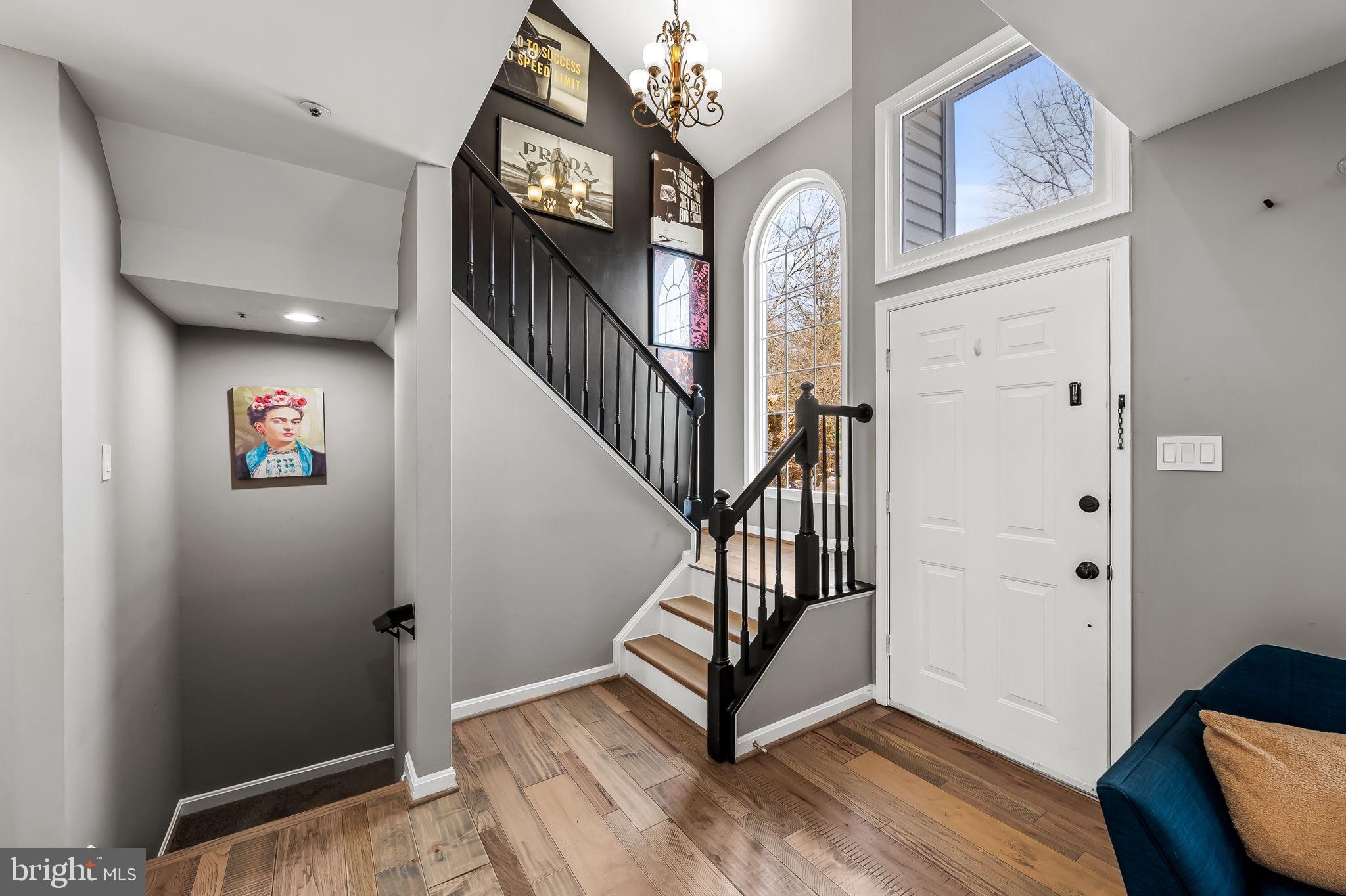 FLOWER HILL - Residential