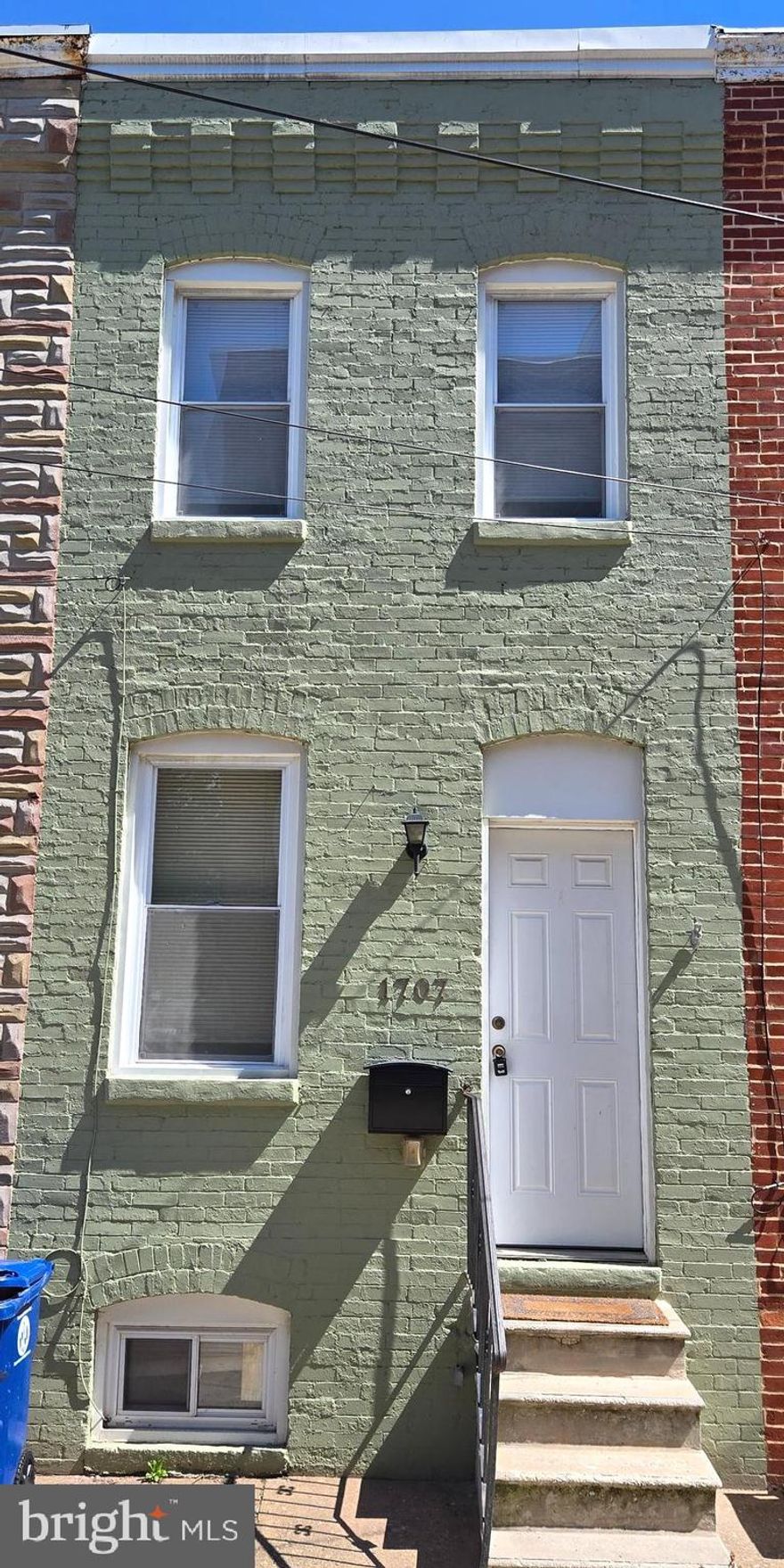 Experience URBAN LIVING ! Welcome to this freshly painted 3 bedroom, 2-full bath home situated in Federal Hill!  Enjoy the convenience of being close to arts, entertainment, shopping, restaurants and much more.  Hardwood floors throughout the main and upper levels, kitchen with Granite Counters and stainless steel appliances, and finished basement complete with full bath.  Easy access to highway 1-95 and 295.