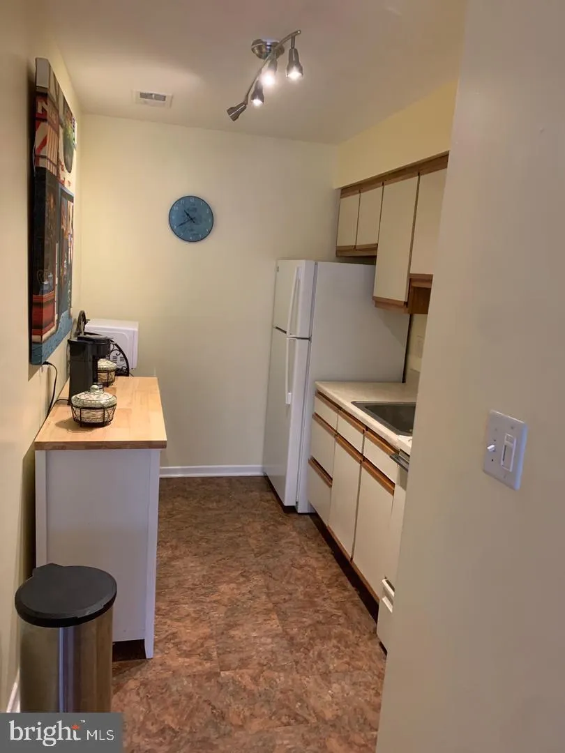 Hightstown, New Jersey 08520, United States, ,1 BathroomBathrooms,Residential,Active,148379