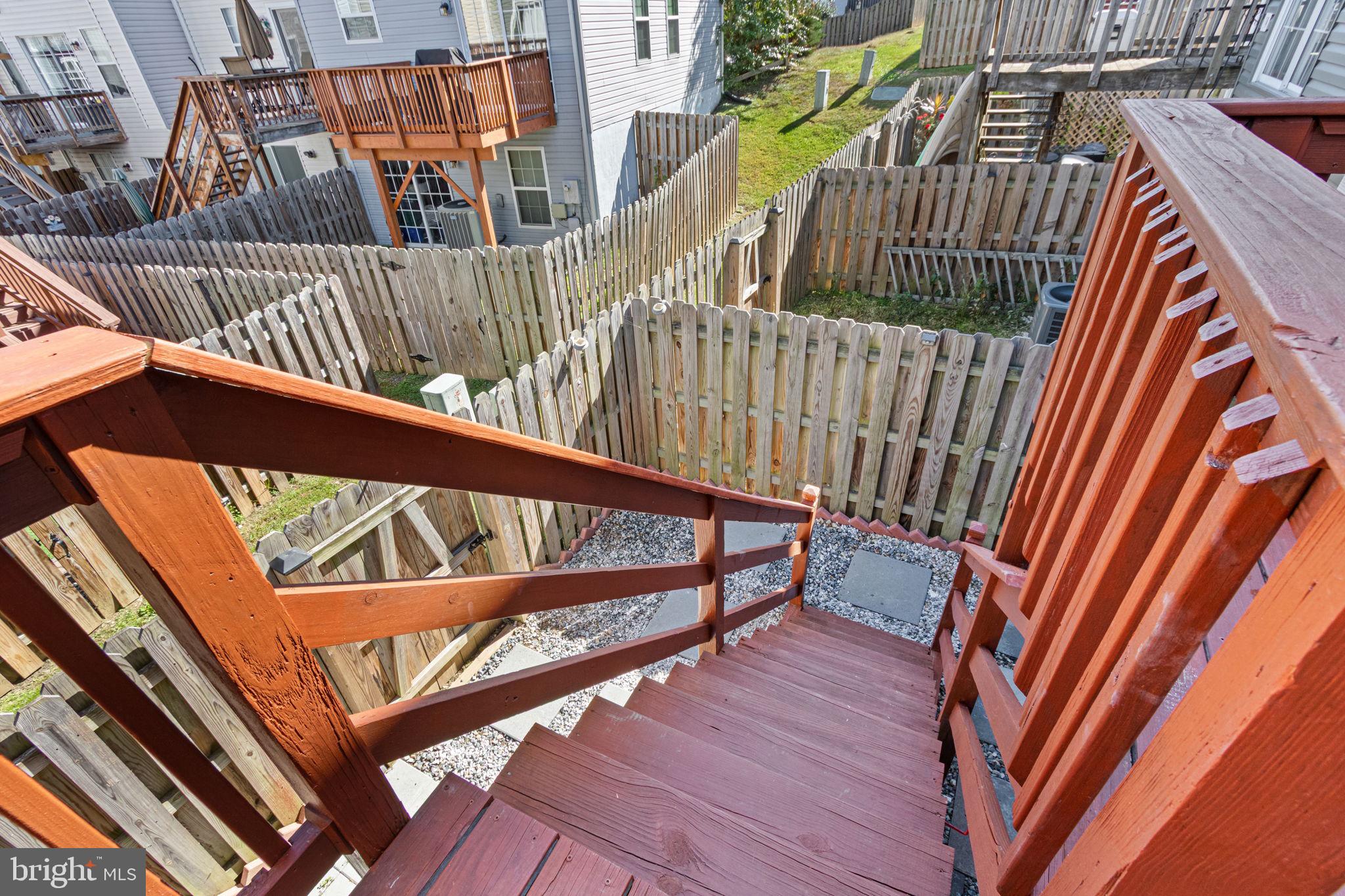 SUNNINGDALE MEADOWS - Residential