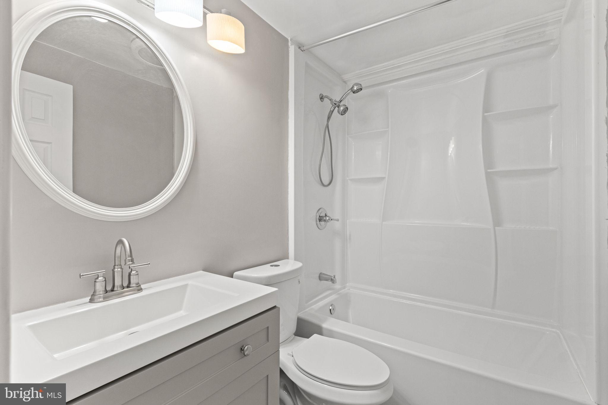 SUNNINGDALE MEADOWS - Residential