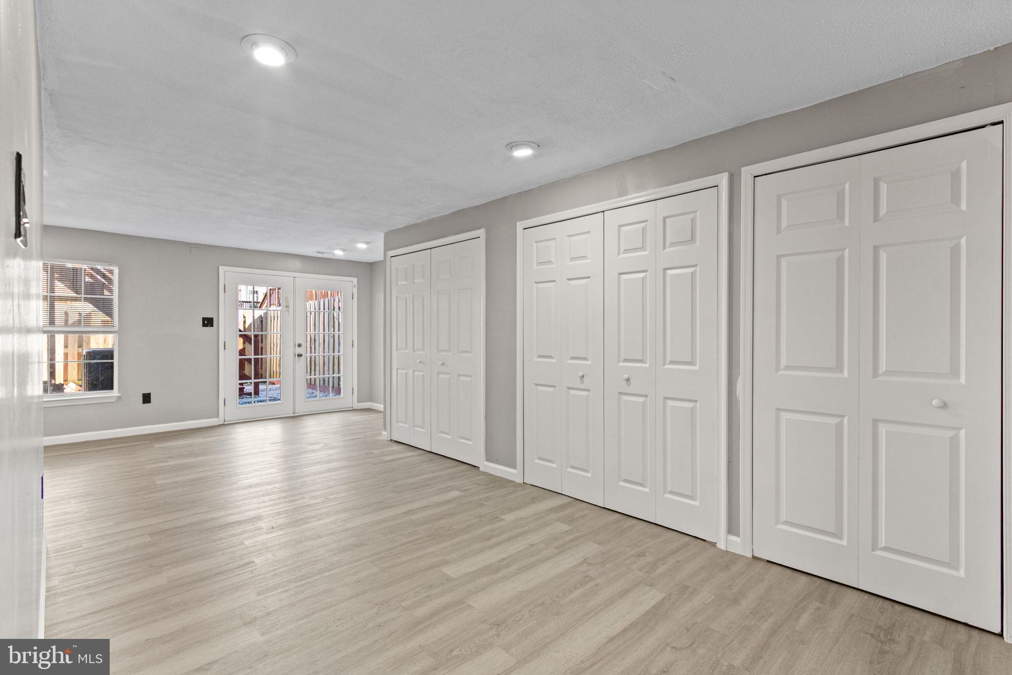 SUNNINGDALE MEADOWS - Residential