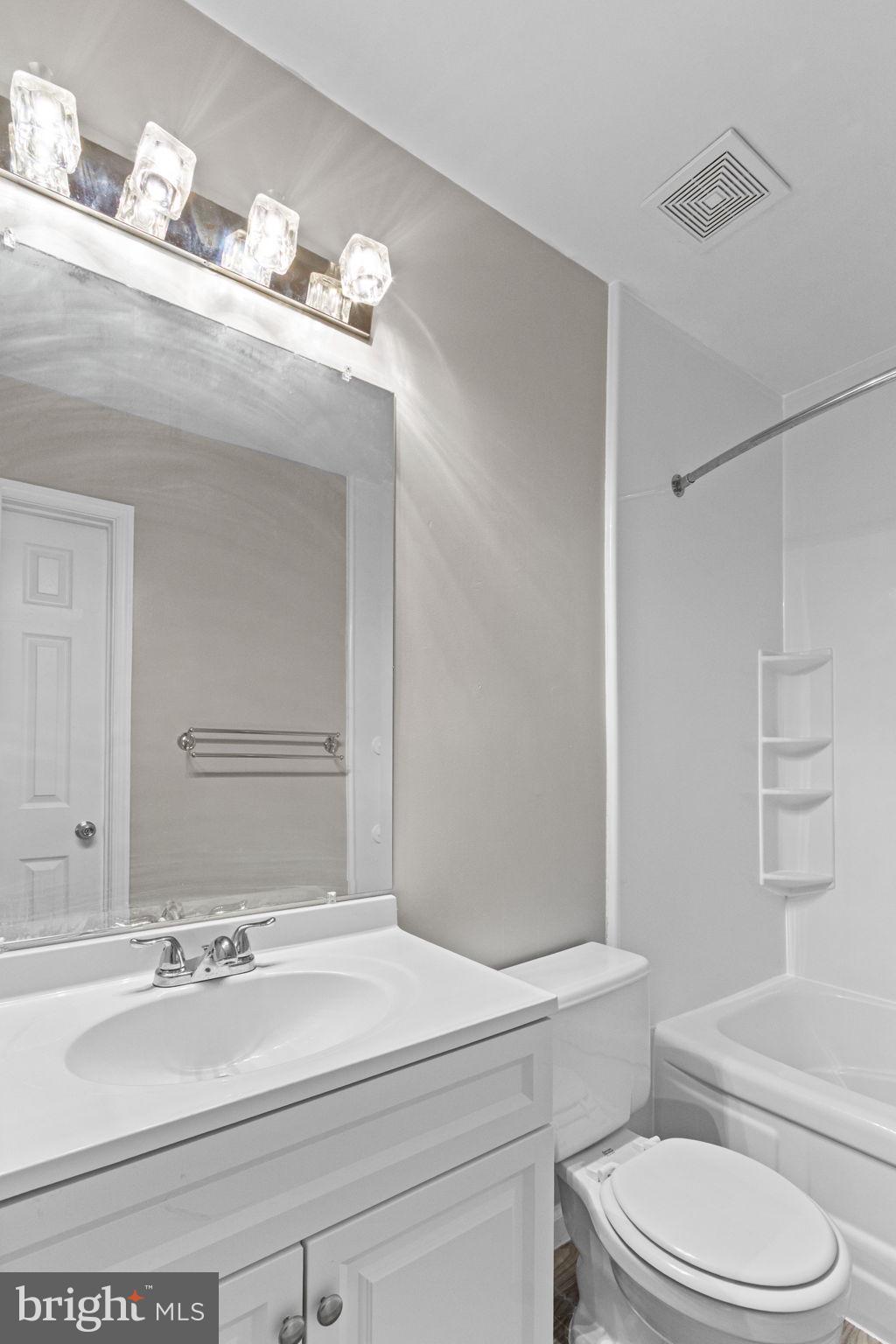 SUNNINGDALE MEADOWS - Residential