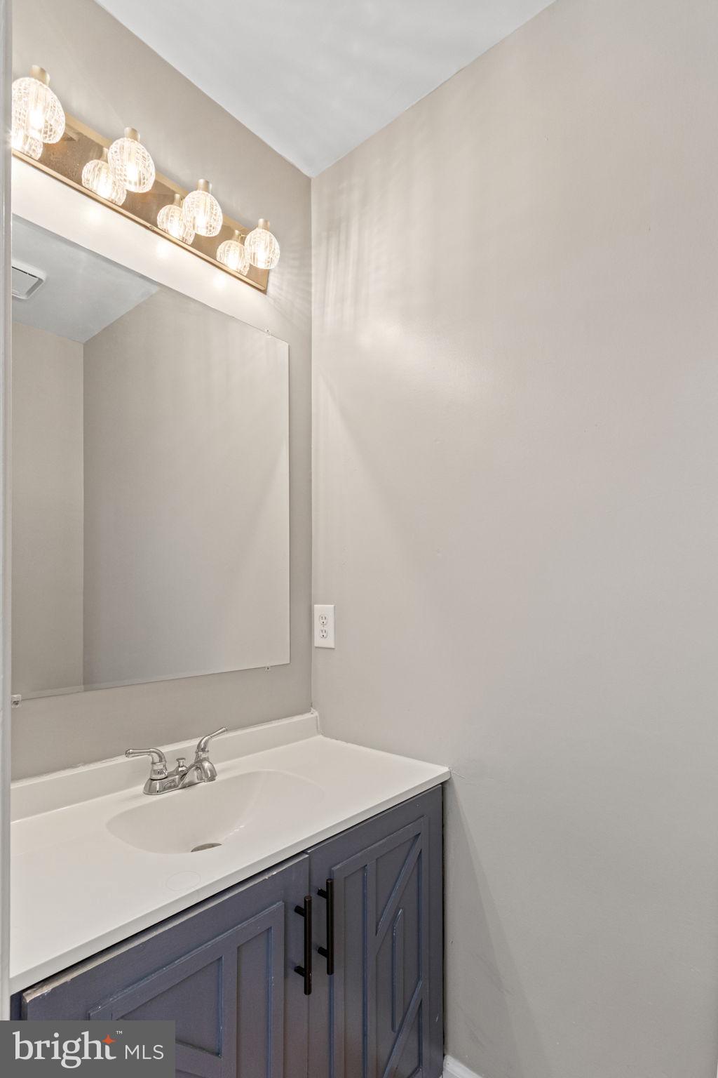 SUNNINGDALE MEADOWS - Residential