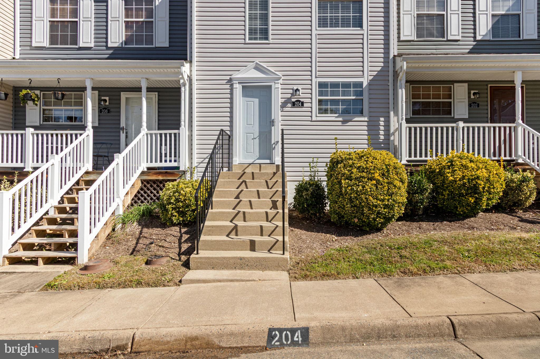204 WESTMINSTER LANE