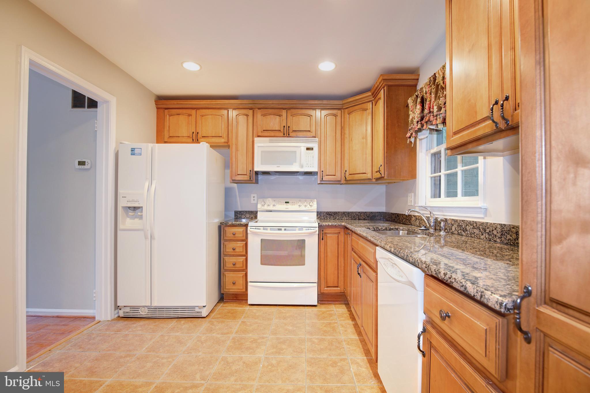 WOODSTREAM - Residential Lease