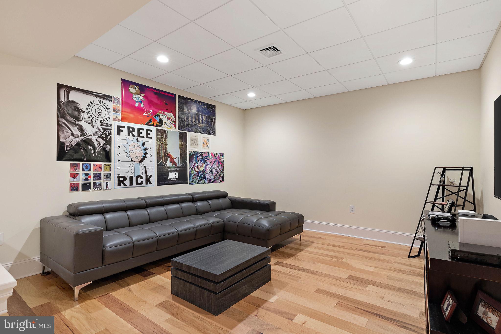 ESTATES AT GARNET VA - Residential