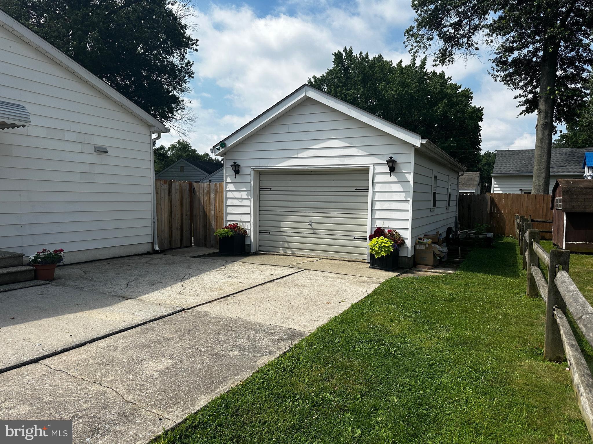 31 RUTGERS ROAD