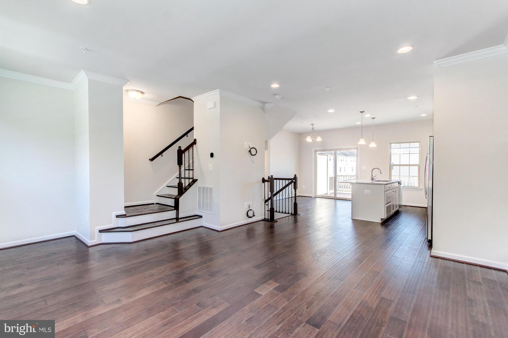 HIGHGATE VILLAGE - Residential