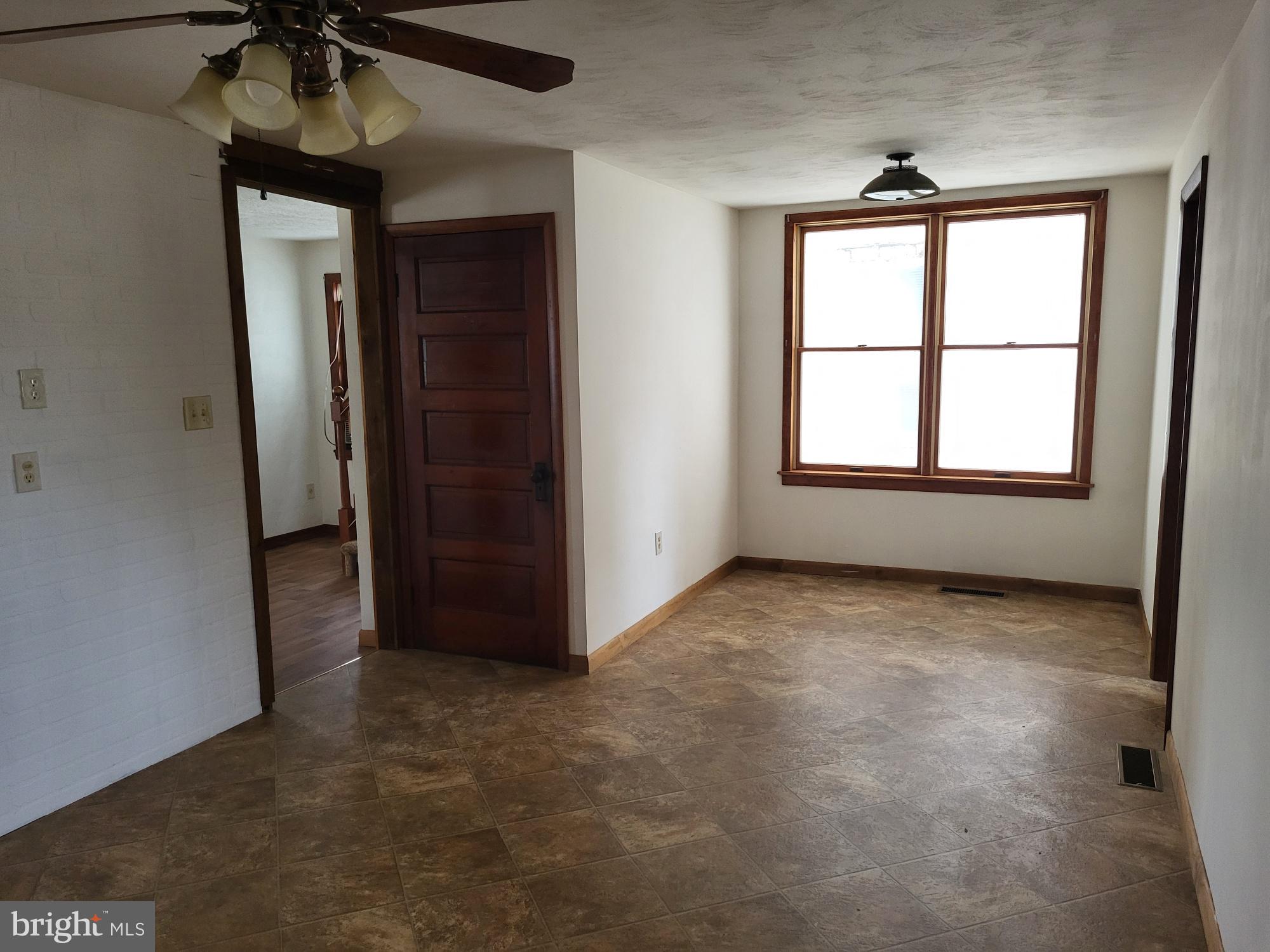 MIDWAY - Residential