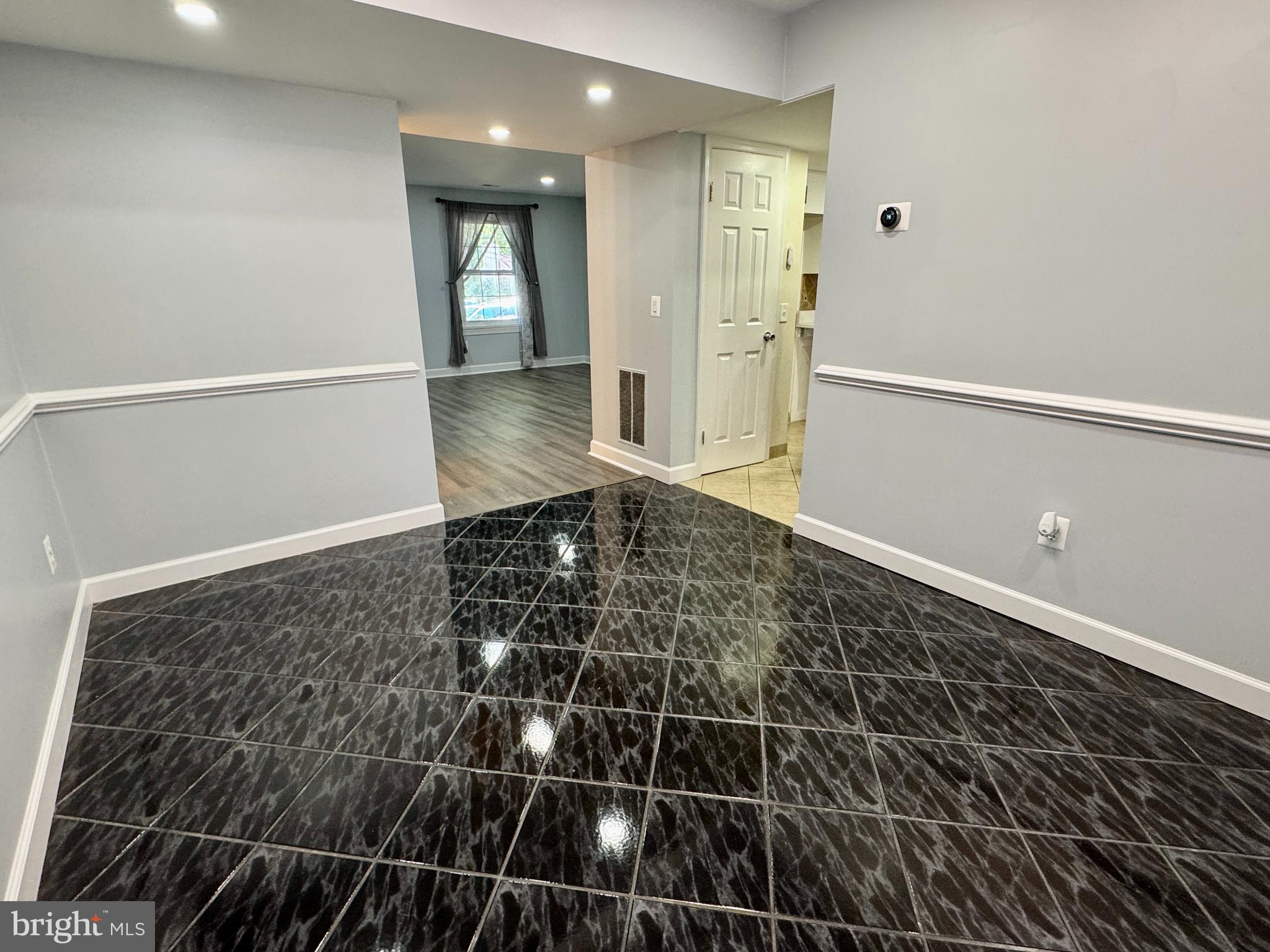 PORT O DUMFRIES - Residential Lease