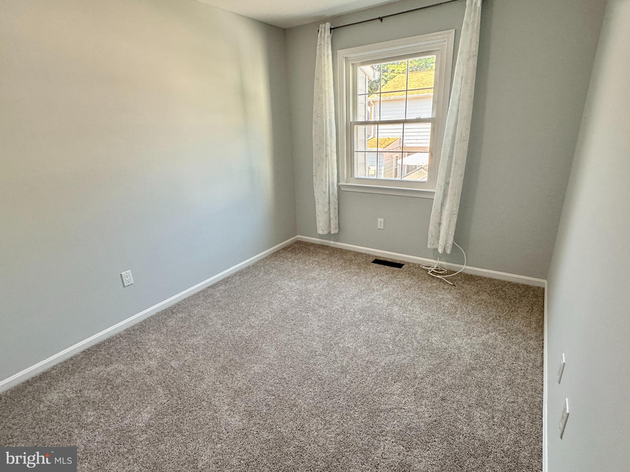 PORT O DUMFRIES - Residential Lease