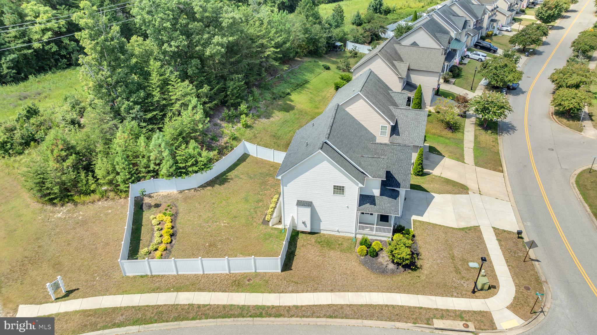 139 THOROUGHBRED DRIVE