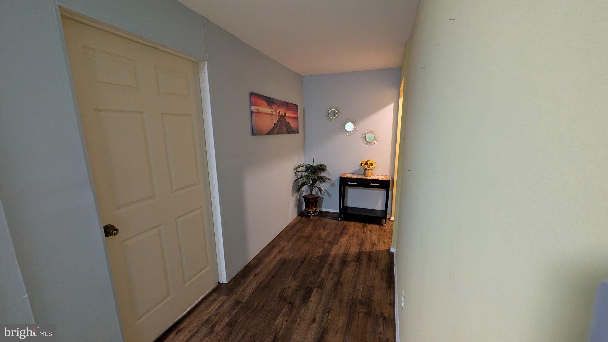 11903 PARKLAWN DRIVE T-2