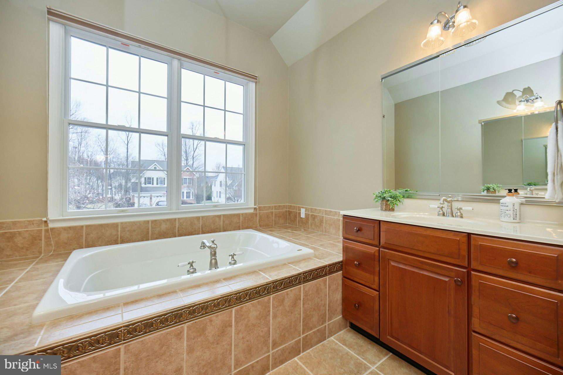 DOMINION VALLEY COUNTRY CLUB - Residential