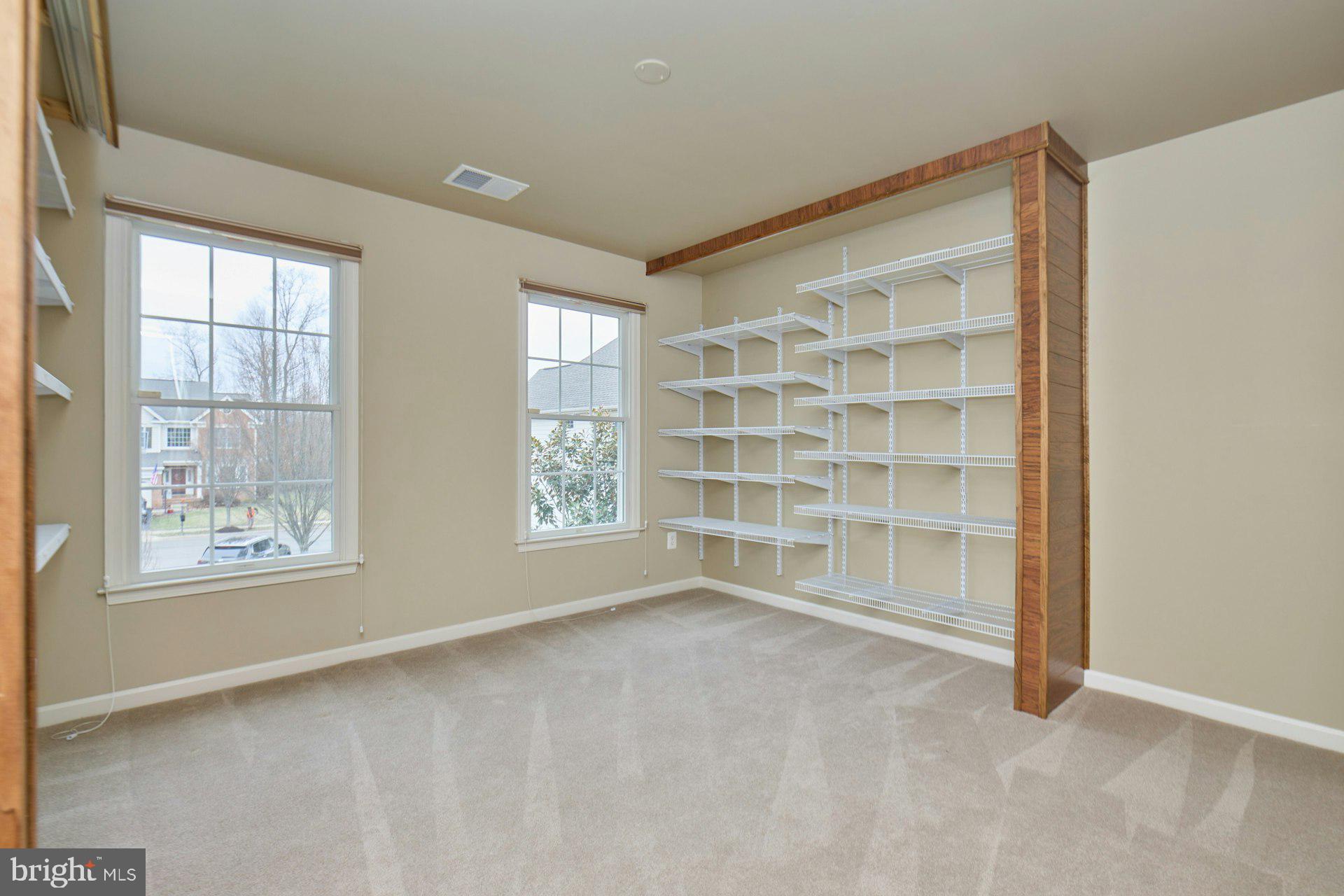 DOMINION VALLEY COUNTRY CLUB - Residential