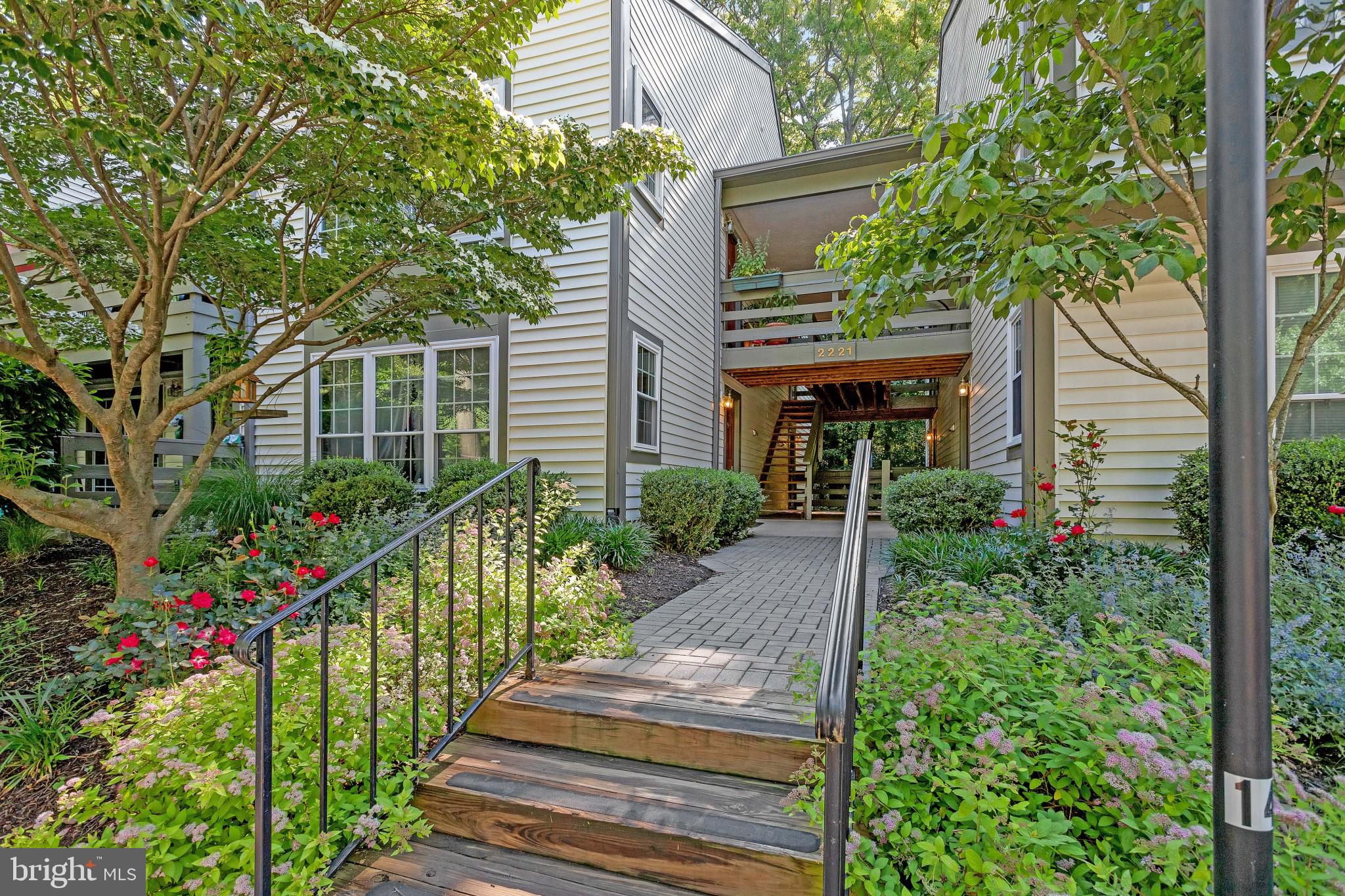 BRISTOL HOUSE - Residential