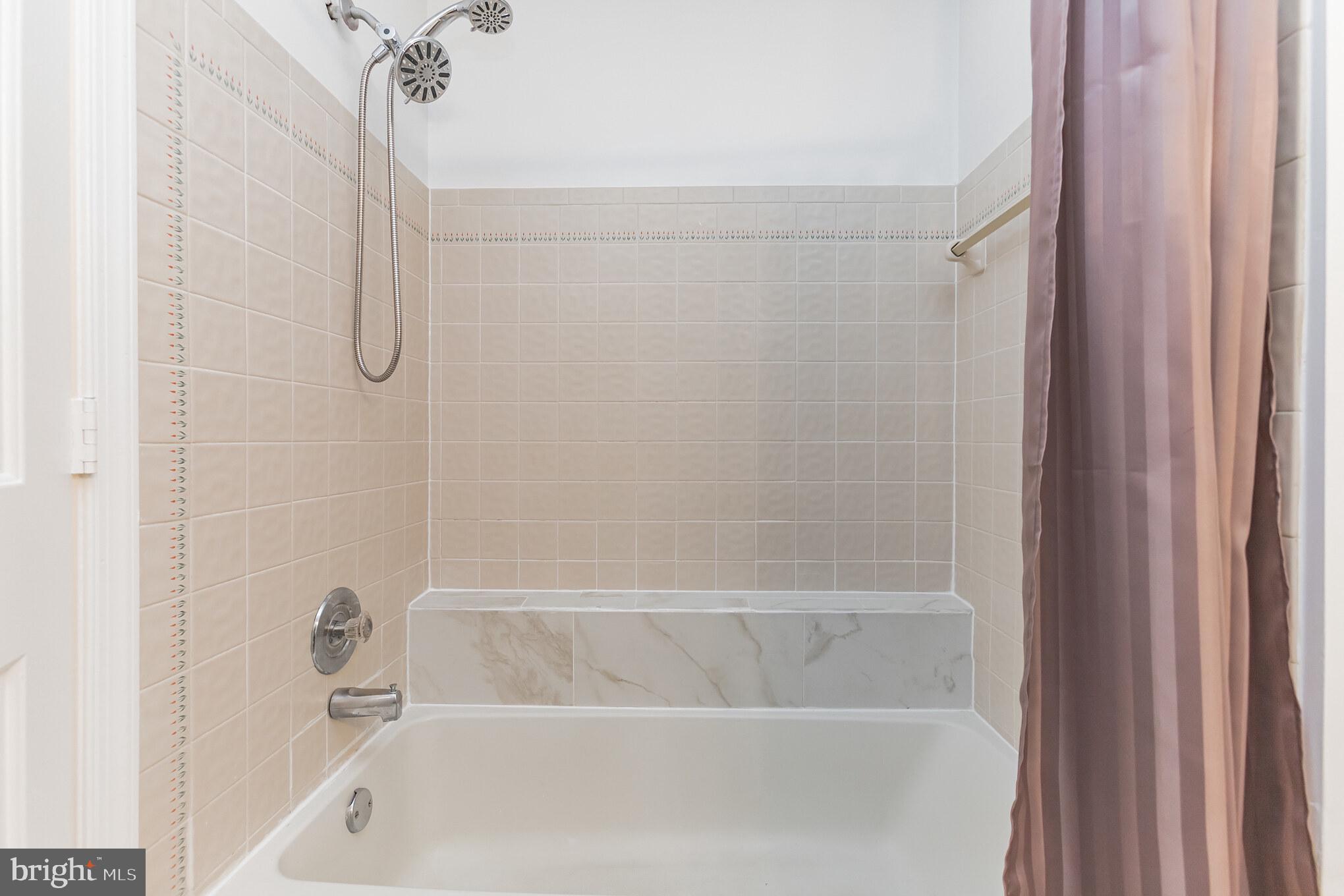 BRISTOL HOUSE - Residential