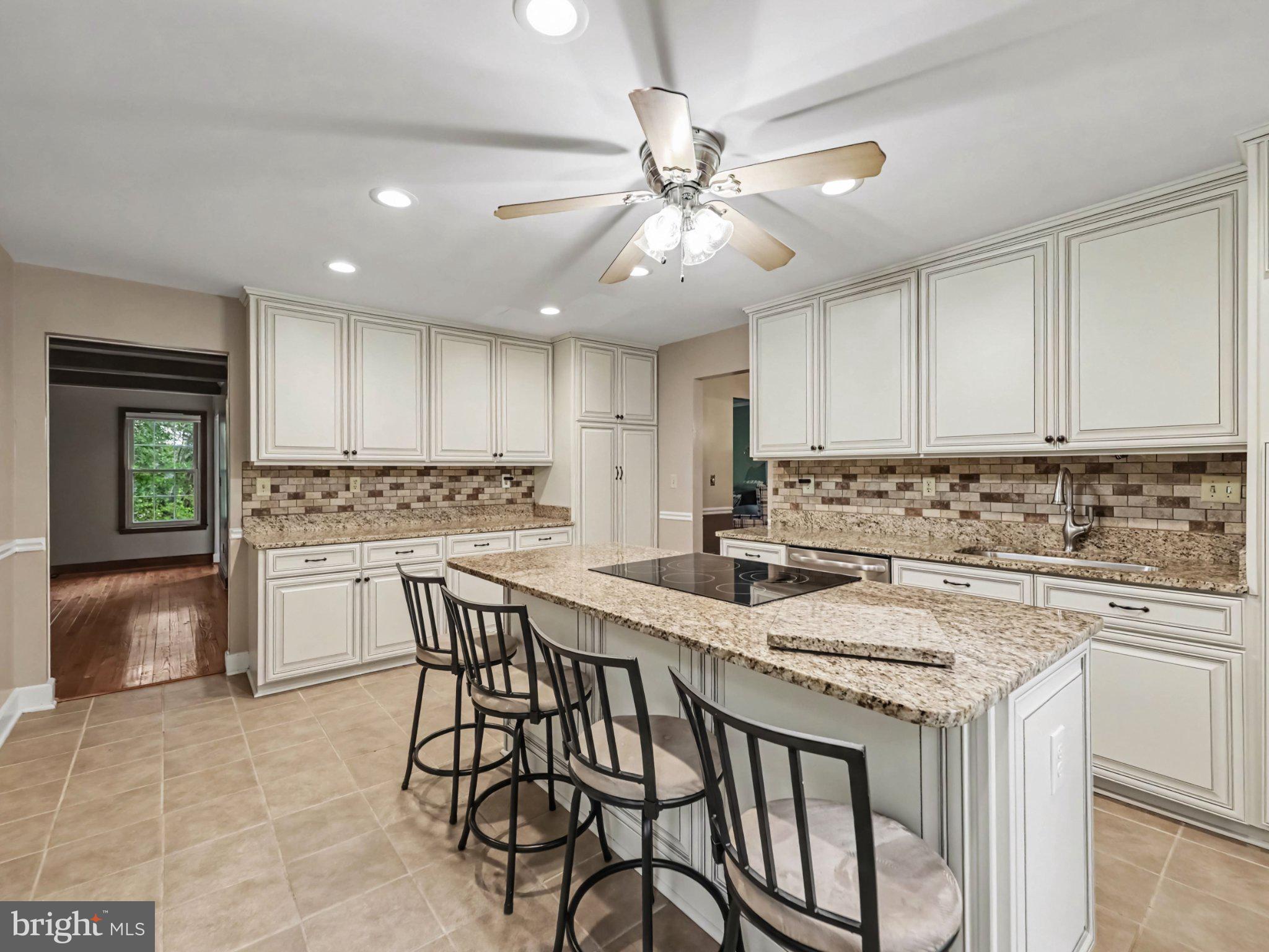 3210 RIVERVIEW DRIVE