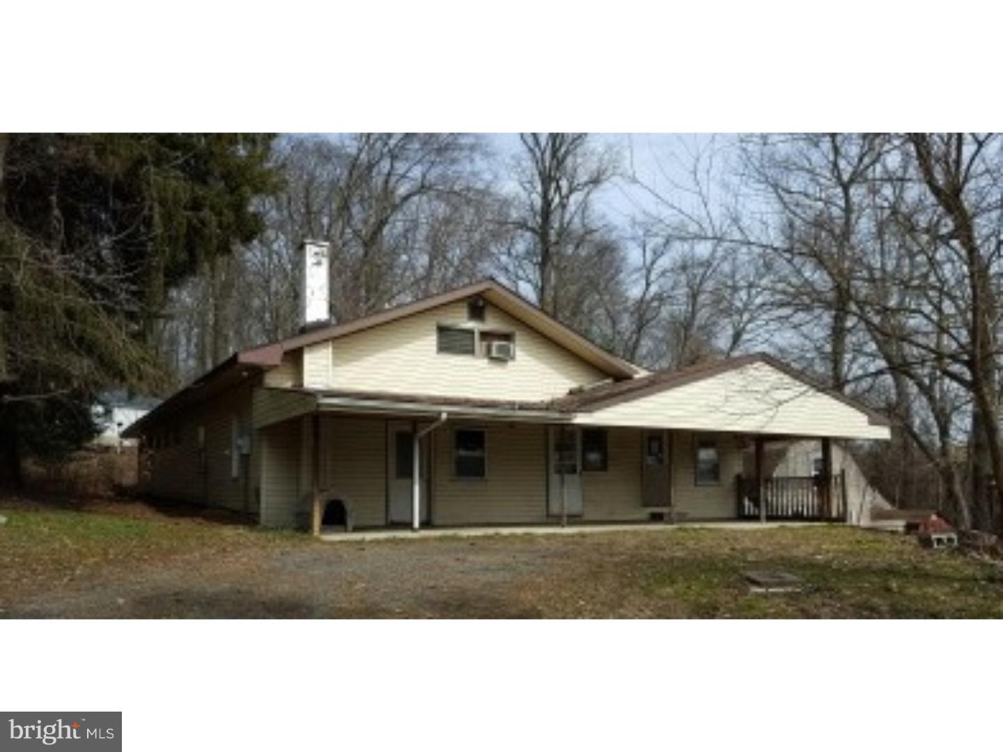Excellent value in South Coventry! Just over an acre, well and septic already here so bring your ideas! Property being sold as is, no SDS, corporate addendums apply. Buyer is responsible for any municipal inspections/repairs as required and both sides of the transfer tax. Call today for your personal tour!
