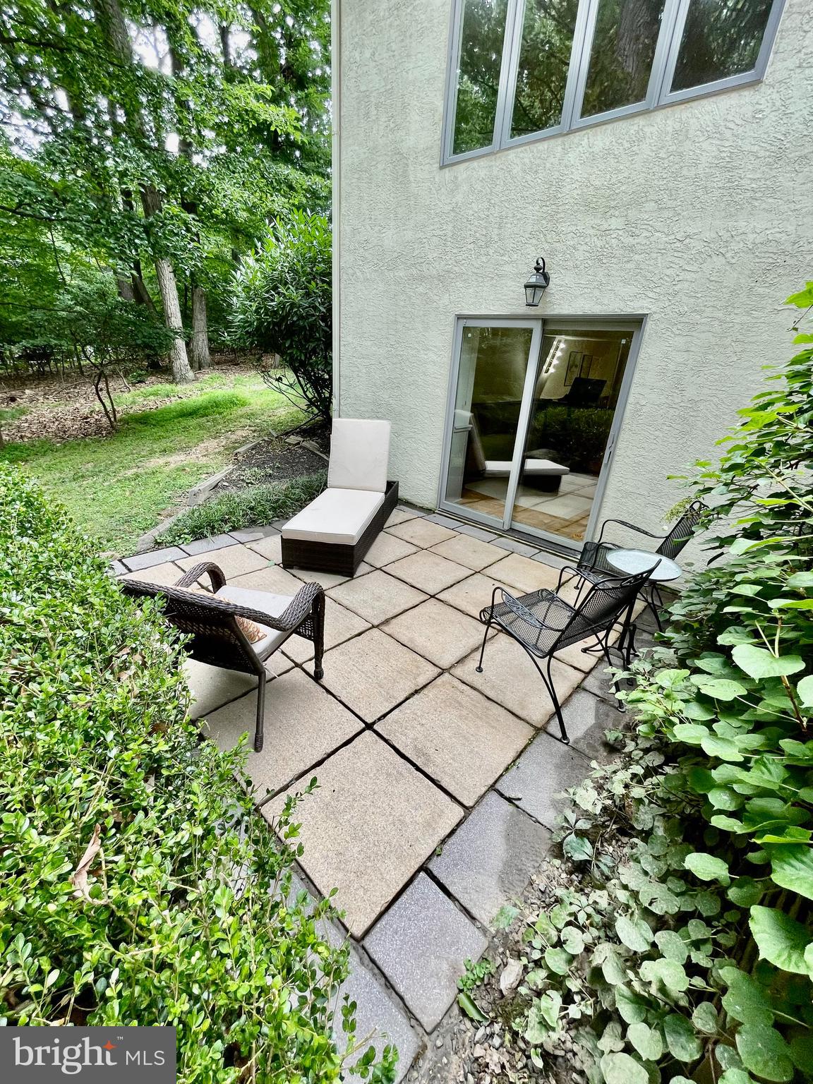 THE CIRCLES - Residential