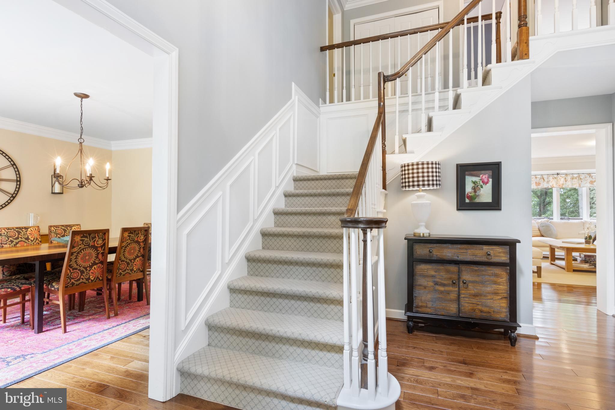 THE CIRCLES - Residential