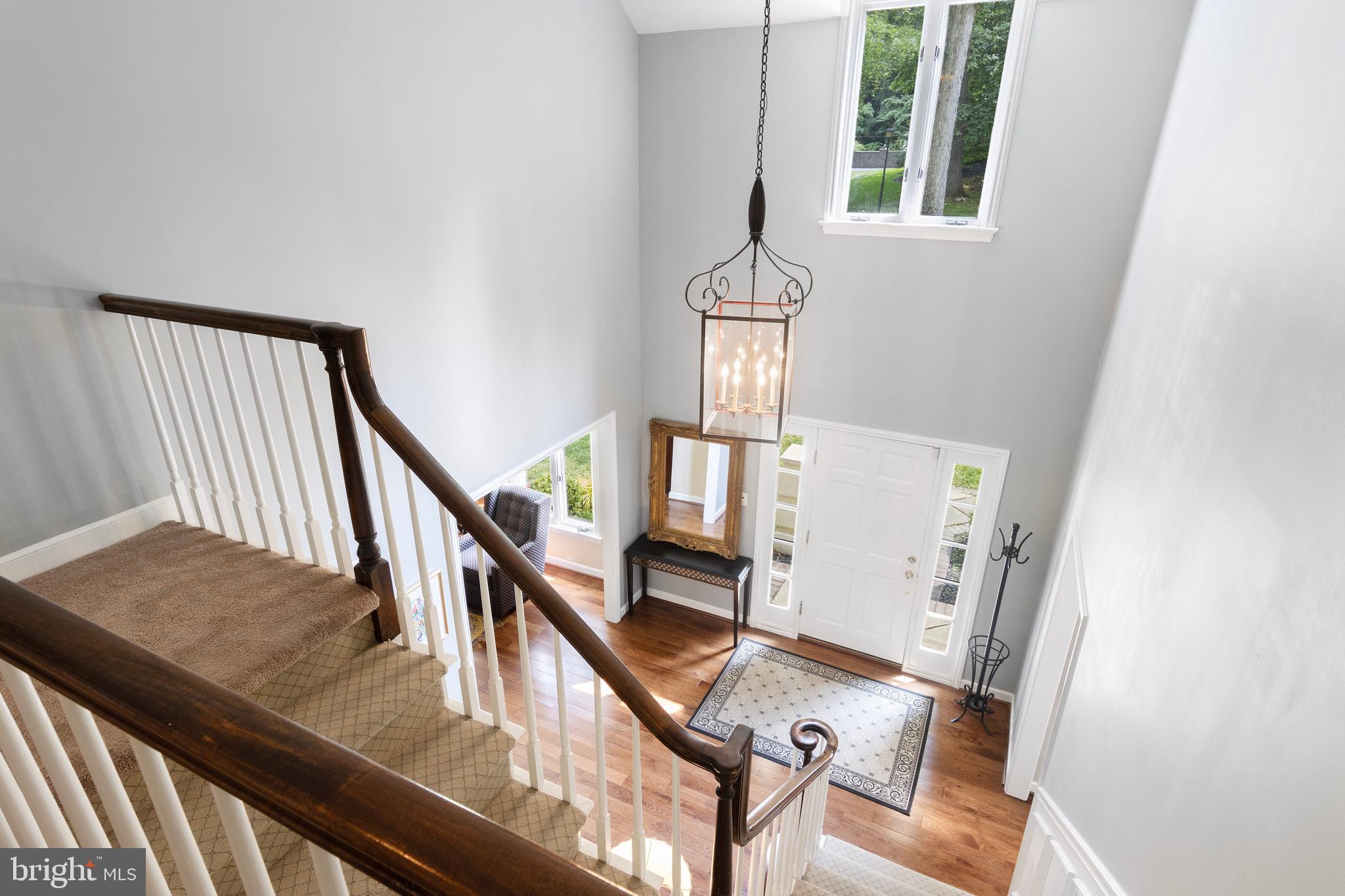 THE CIRCLES - Residential