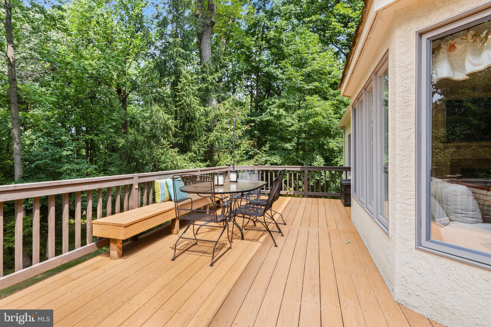 THE CIRCLES - Residential