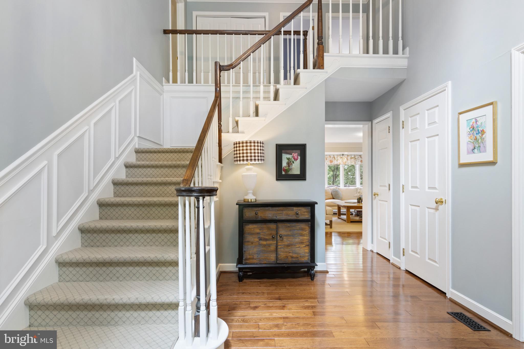 THE CIRCLES - Residential