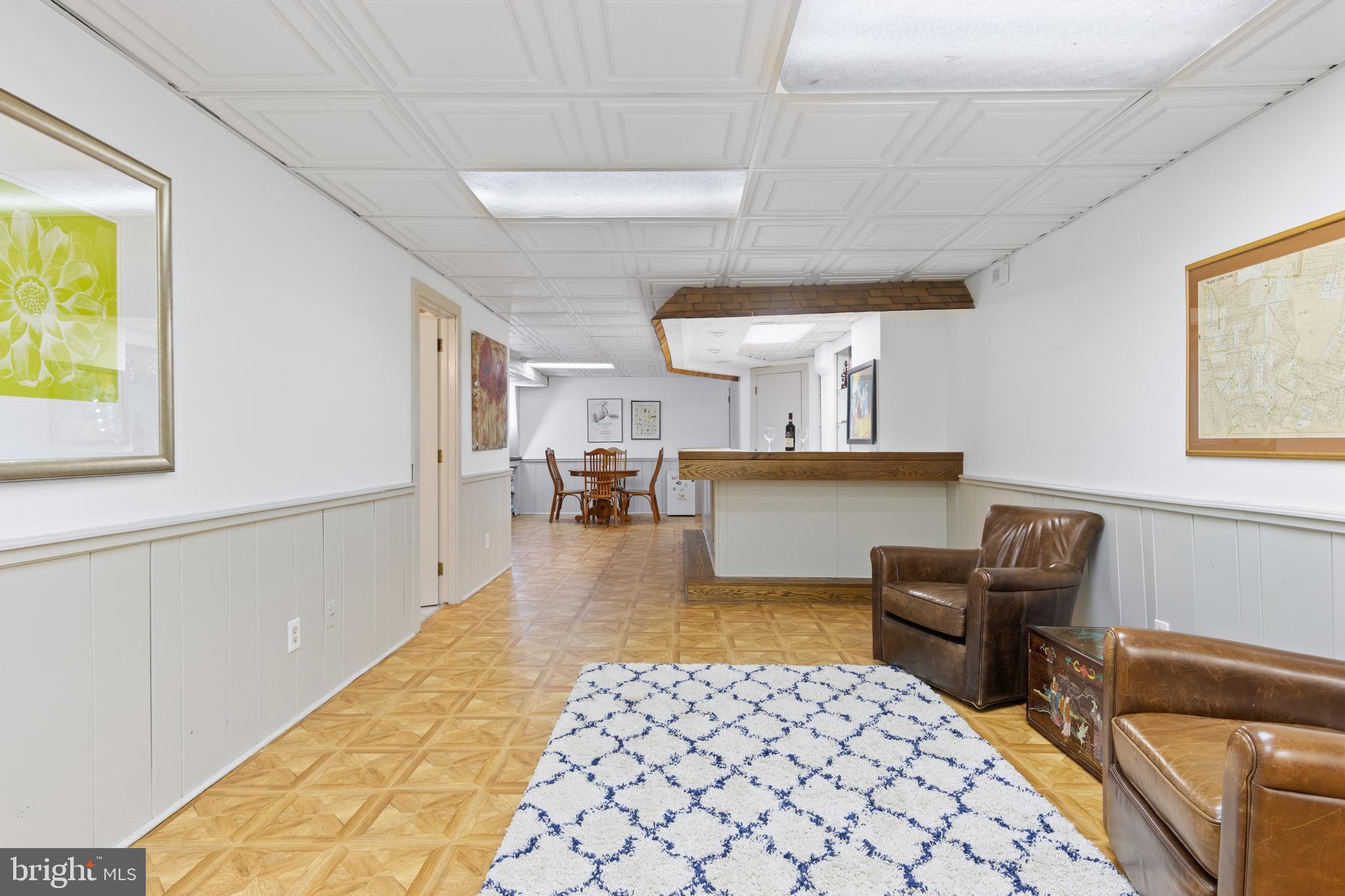 THE CIRCLES - Residential