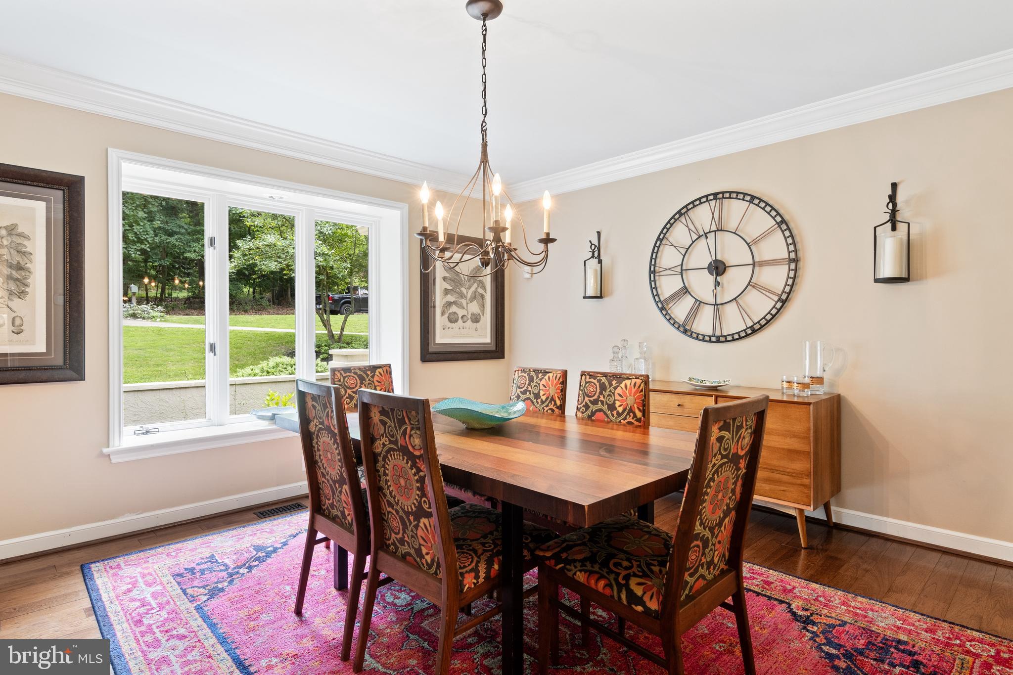 THE CIRCLES - Residential