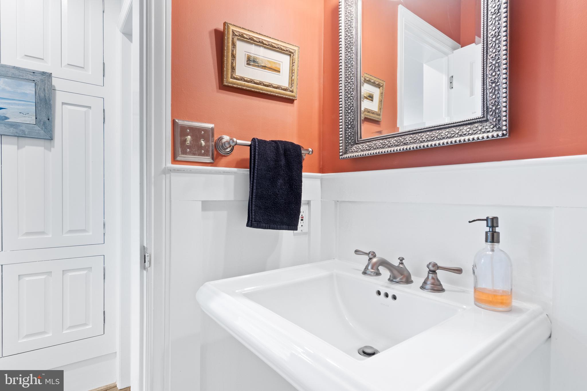 THE CIRCLES - Residential