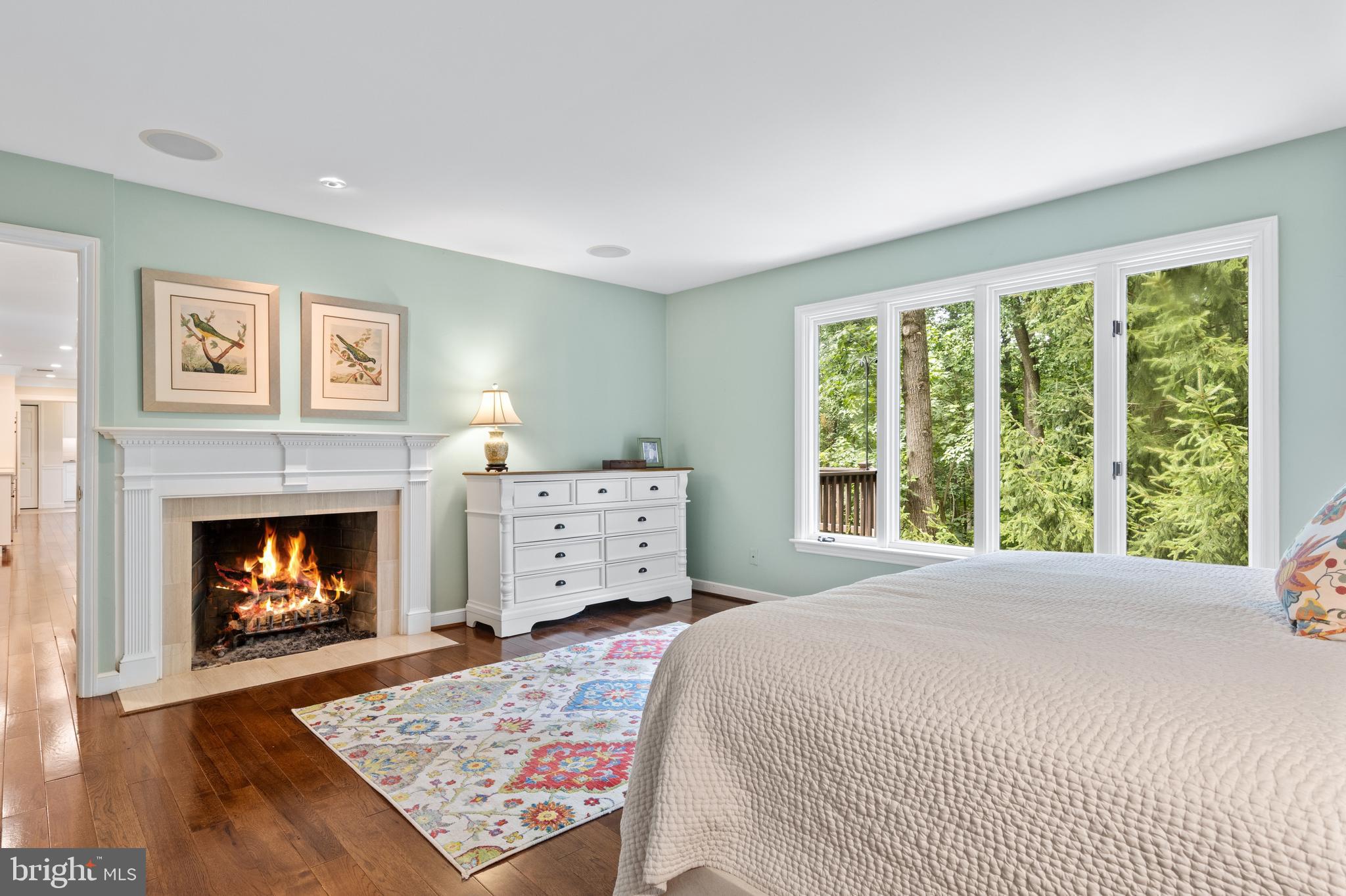 THE CIRCLES - Residential