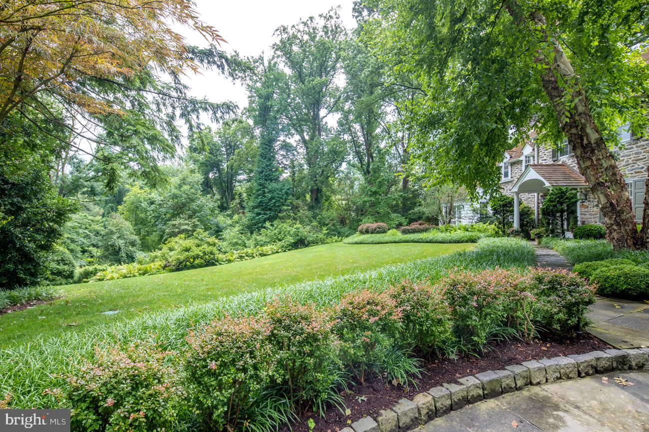 GLADWYNE - Residential