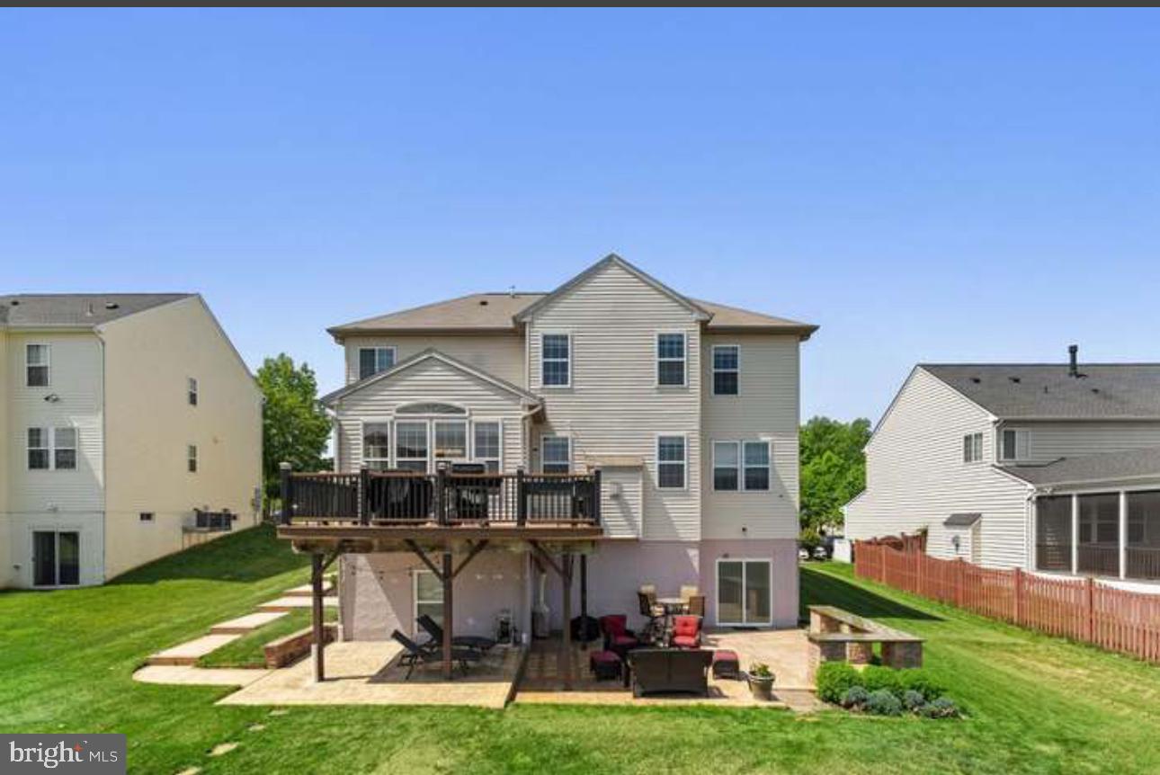 STONEWALL MANOR - Residential Lease